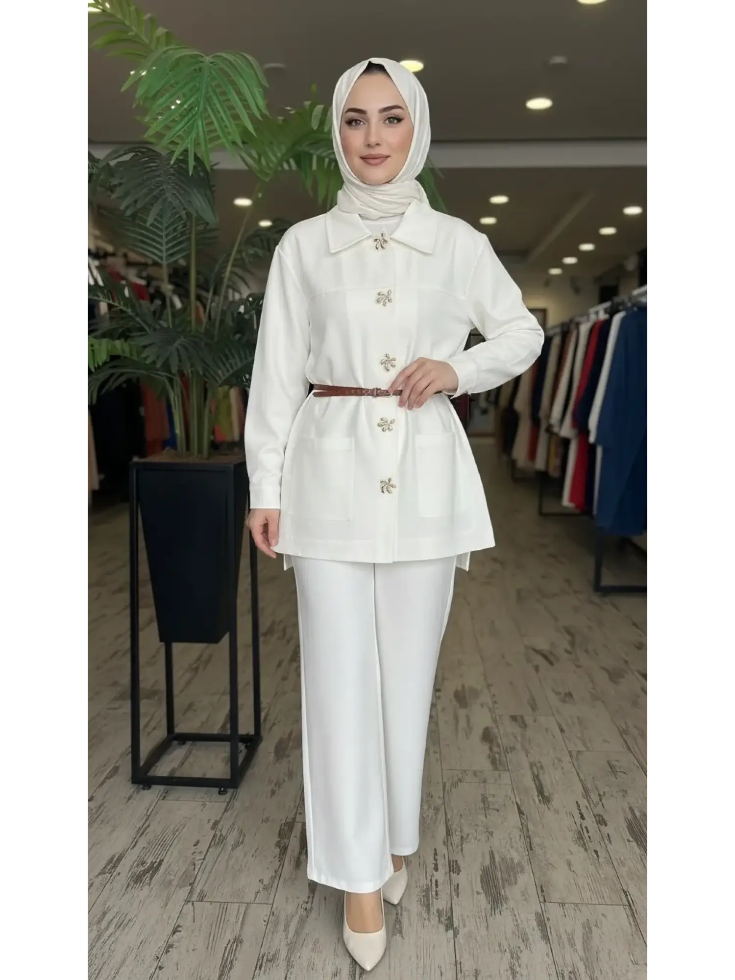 Vuu Gold Düğme Aksesuarlı Denim Ceket Kemerli Pantolon Takım