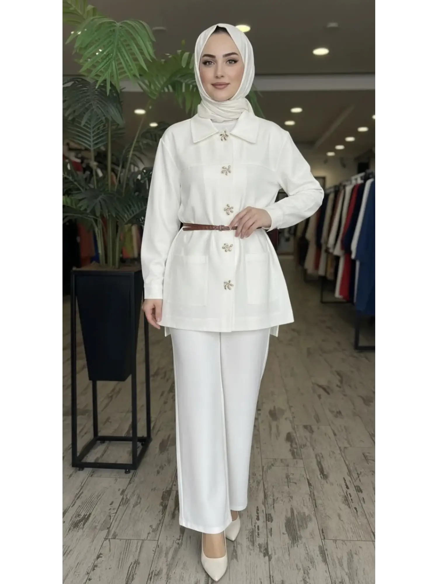 Vuu Gold Düğme Aksesuarlı Denim Ceket Kemerli Pantolon Takım