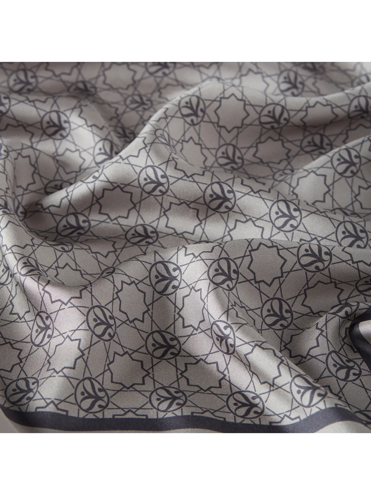 İpekevi Twil İpek Eşarp 1123