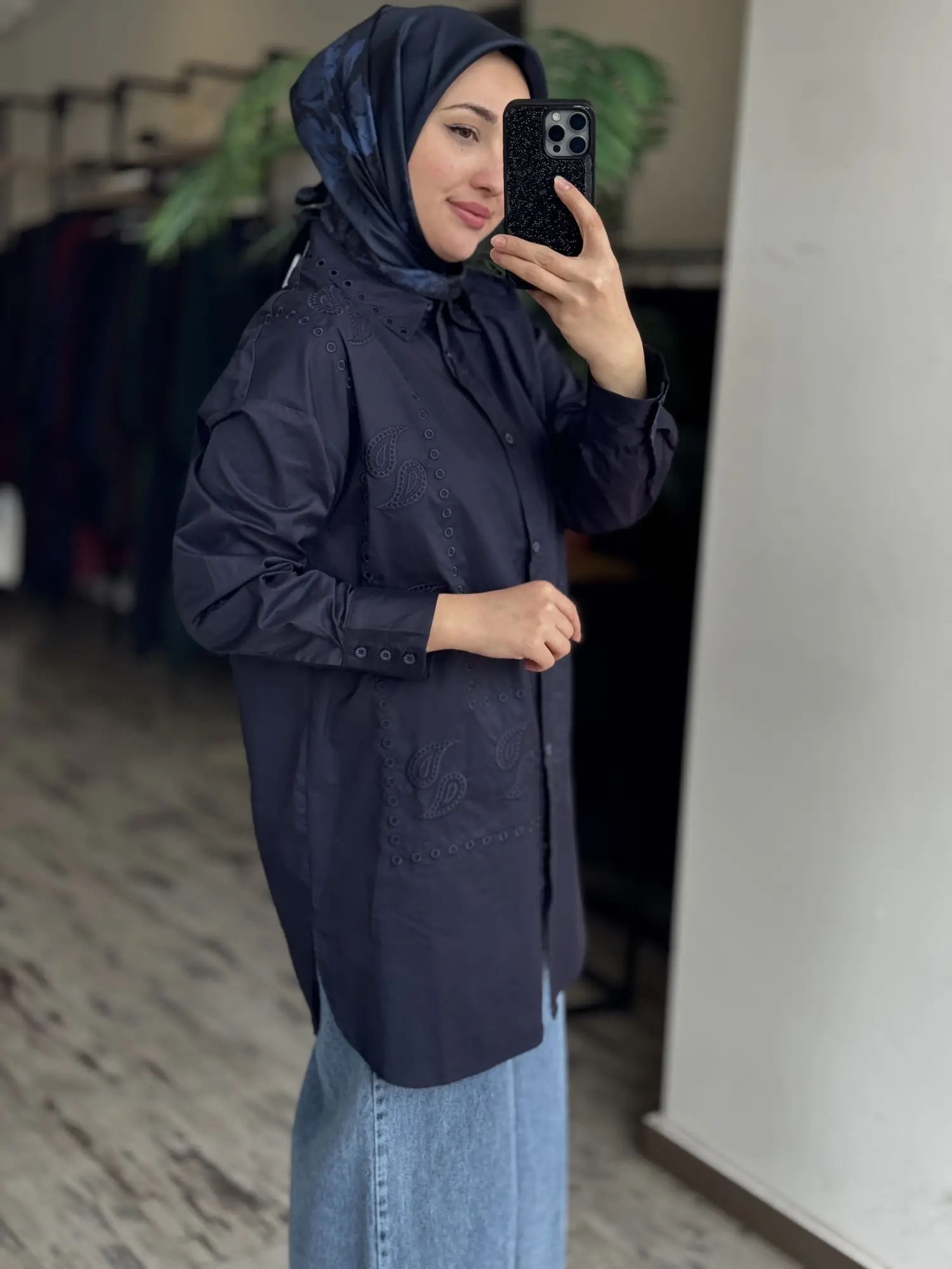Kayra Kuşgözü Detaylı İşlemeli Gömlek  KA21122