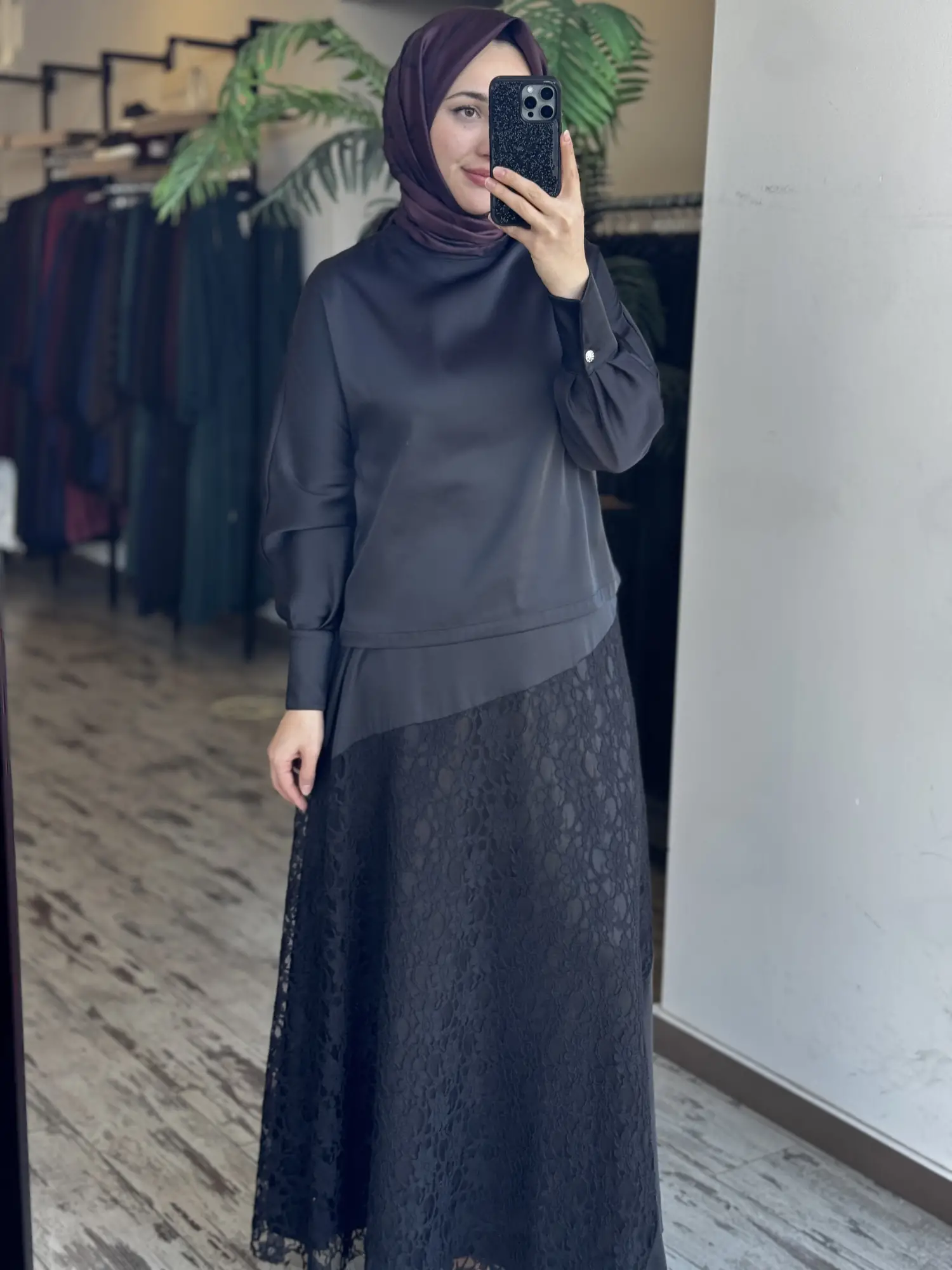 Zems Güpürlü Saten Etek Bluz Takım 2T079