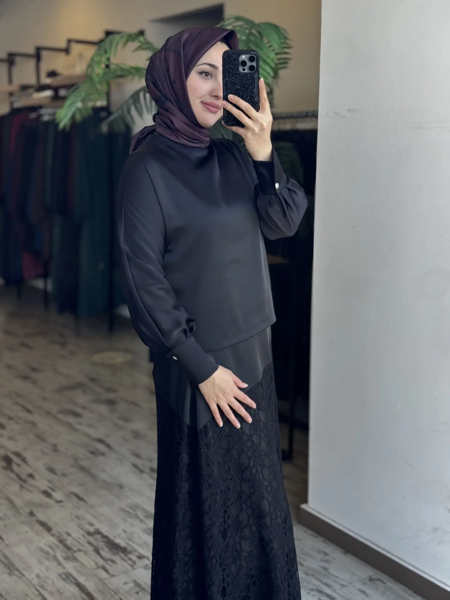 Zems Güpürlü Saten Etek Bluz Takım 2T079