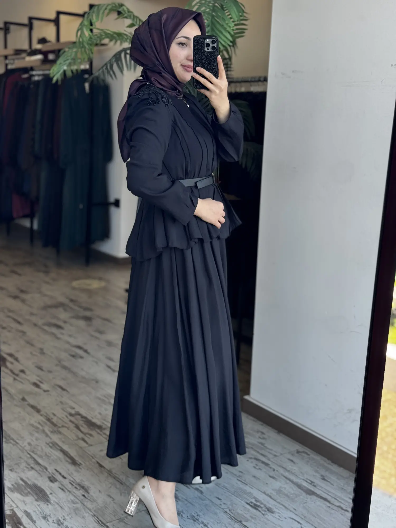 Qupra Omuzu Boncuk İşlemeli Nervür Parça Detaylı Bluz Etek Takım WAD12104