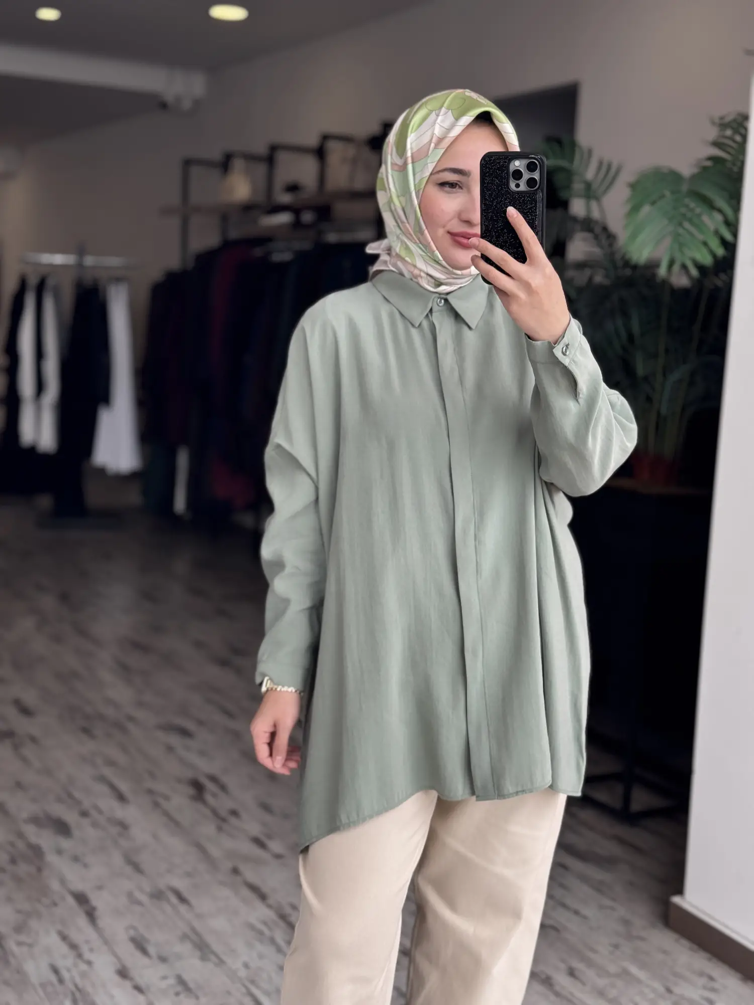 QooQ Store Yarasa Kol Gömlek 26SS233