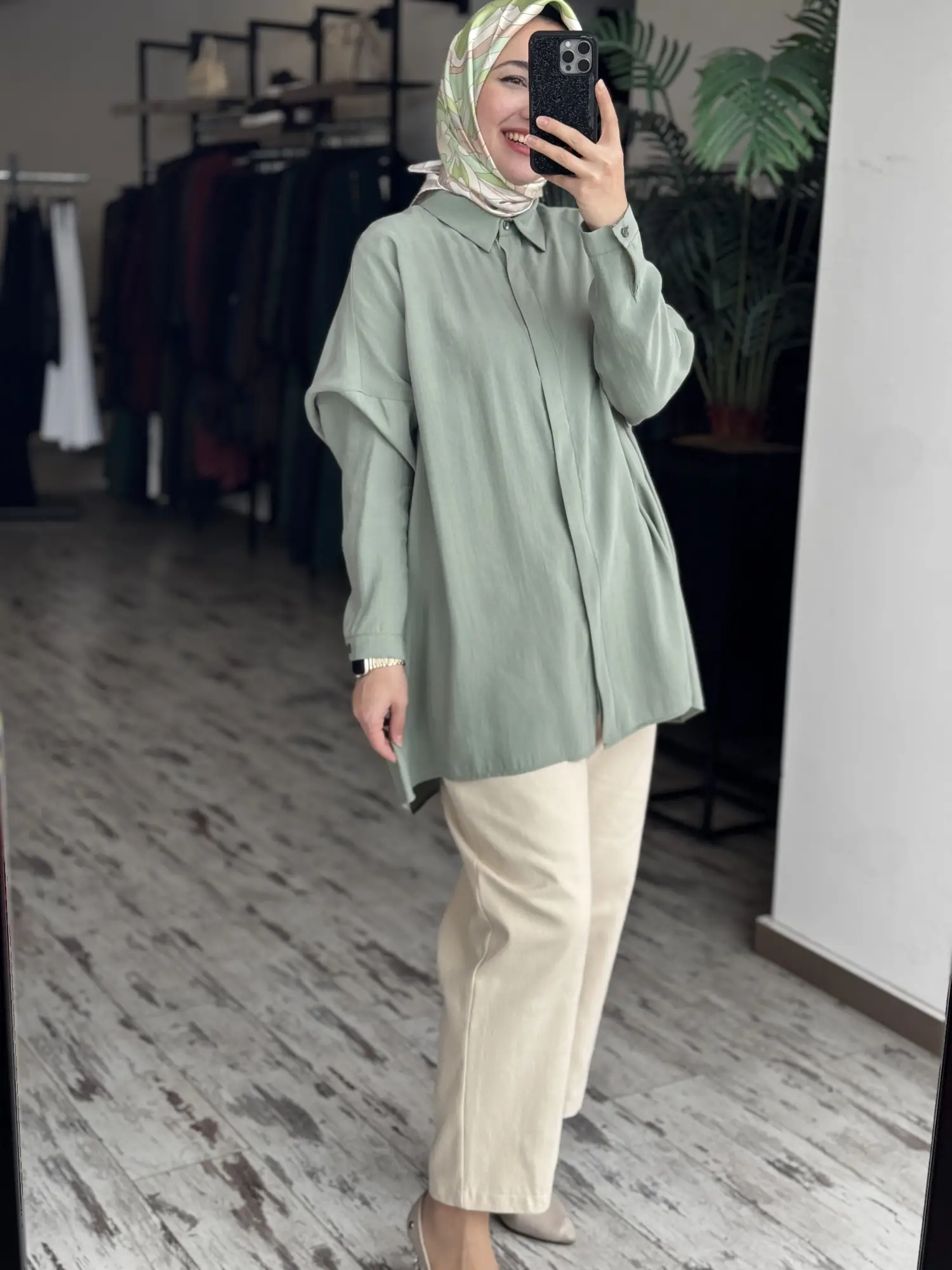 QooQ Store Yarasa Kol Gömlek 26SS233