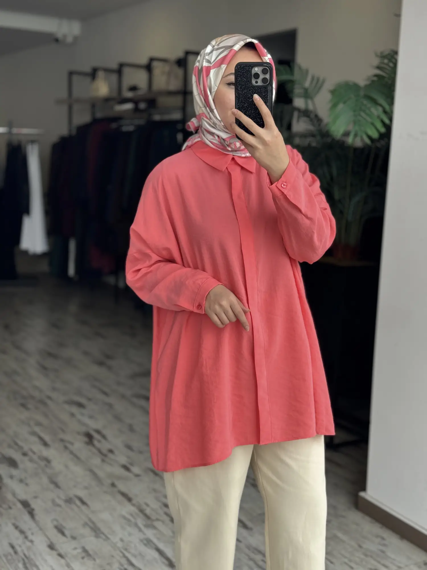 QooQ Store Yarasa Kol Gömlek 26SS233