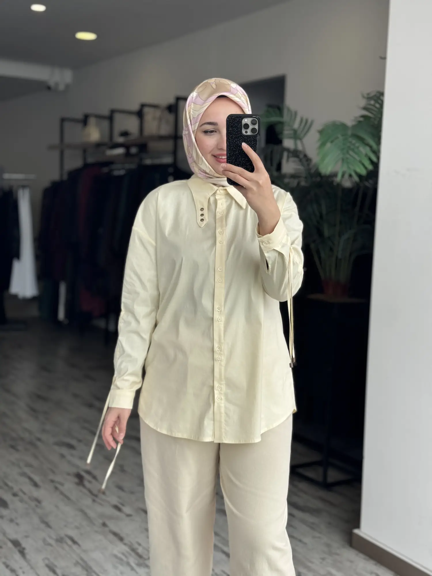 Tığ Triko Kuşgözü ve Büzgü Detaylı Poplin Gömlek GML4043