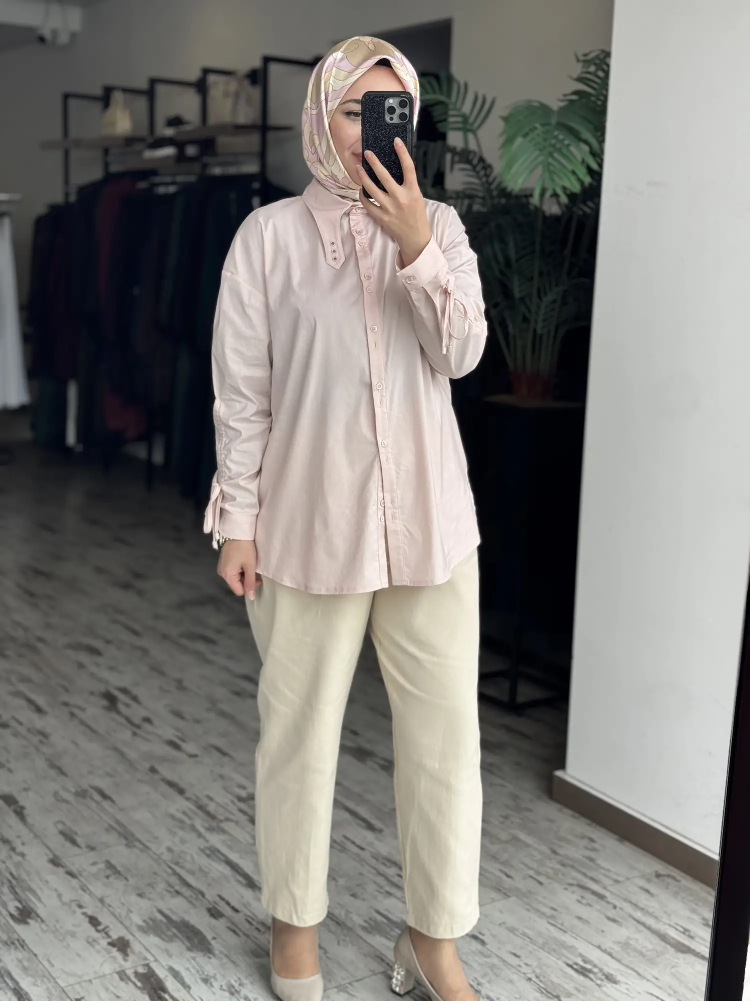 Tığ Triko Kuşgözü ve Büzgü Detaylı Poplin Gömlek GML4043