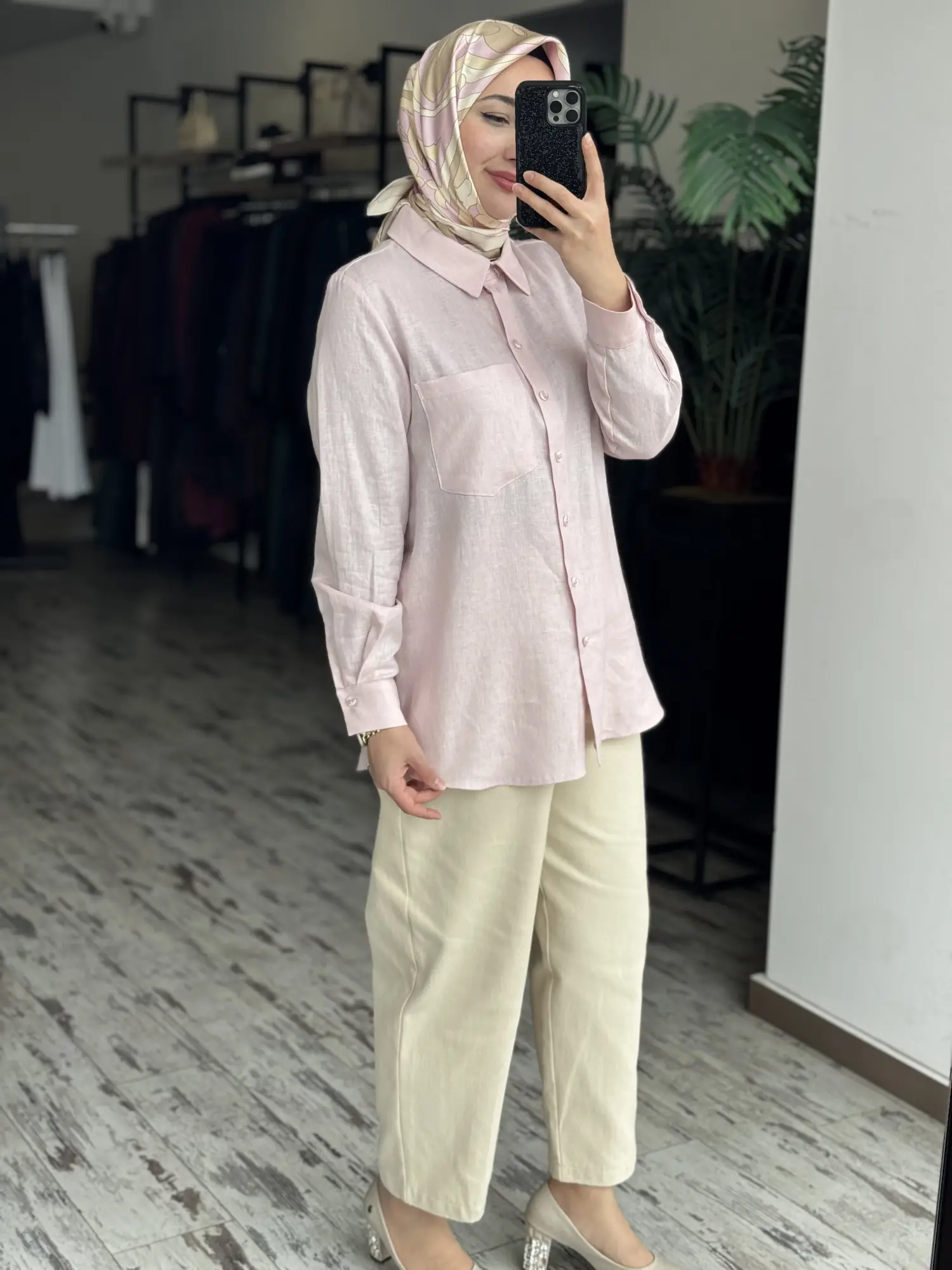 Tığ Triko Kuşgözü ve Büzgü Detaylı Poplin Gömlek GML4043