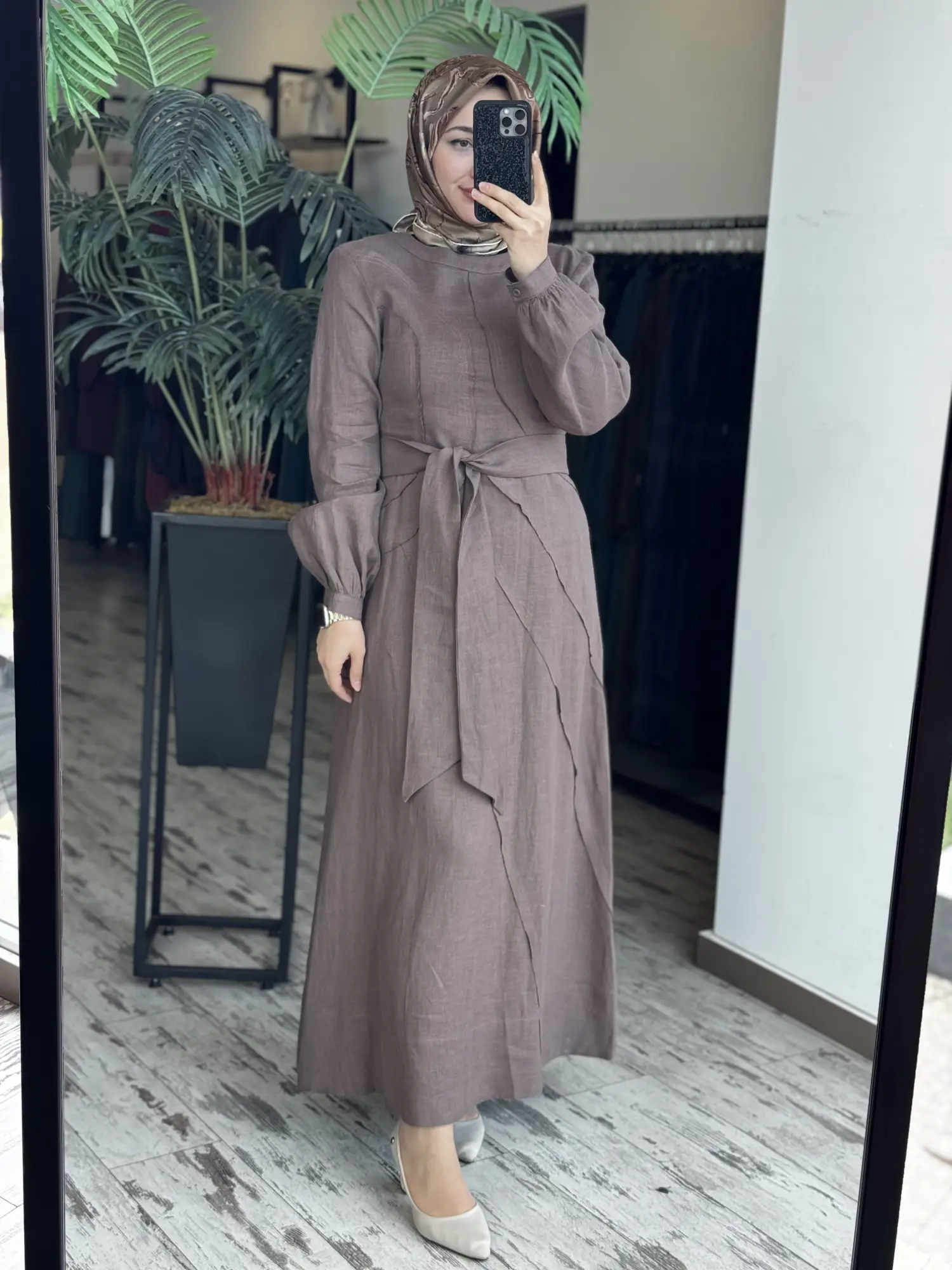 Clande Dikiş Detaylı Keten Elbise