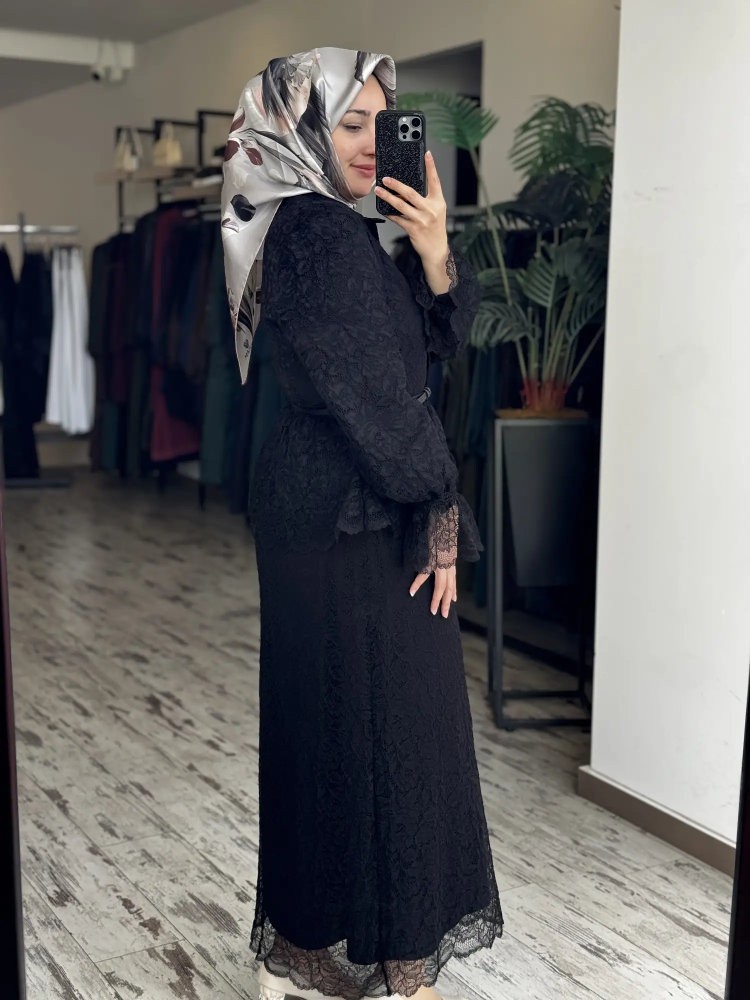 Vuu Beli Peplum Dantel Elbise