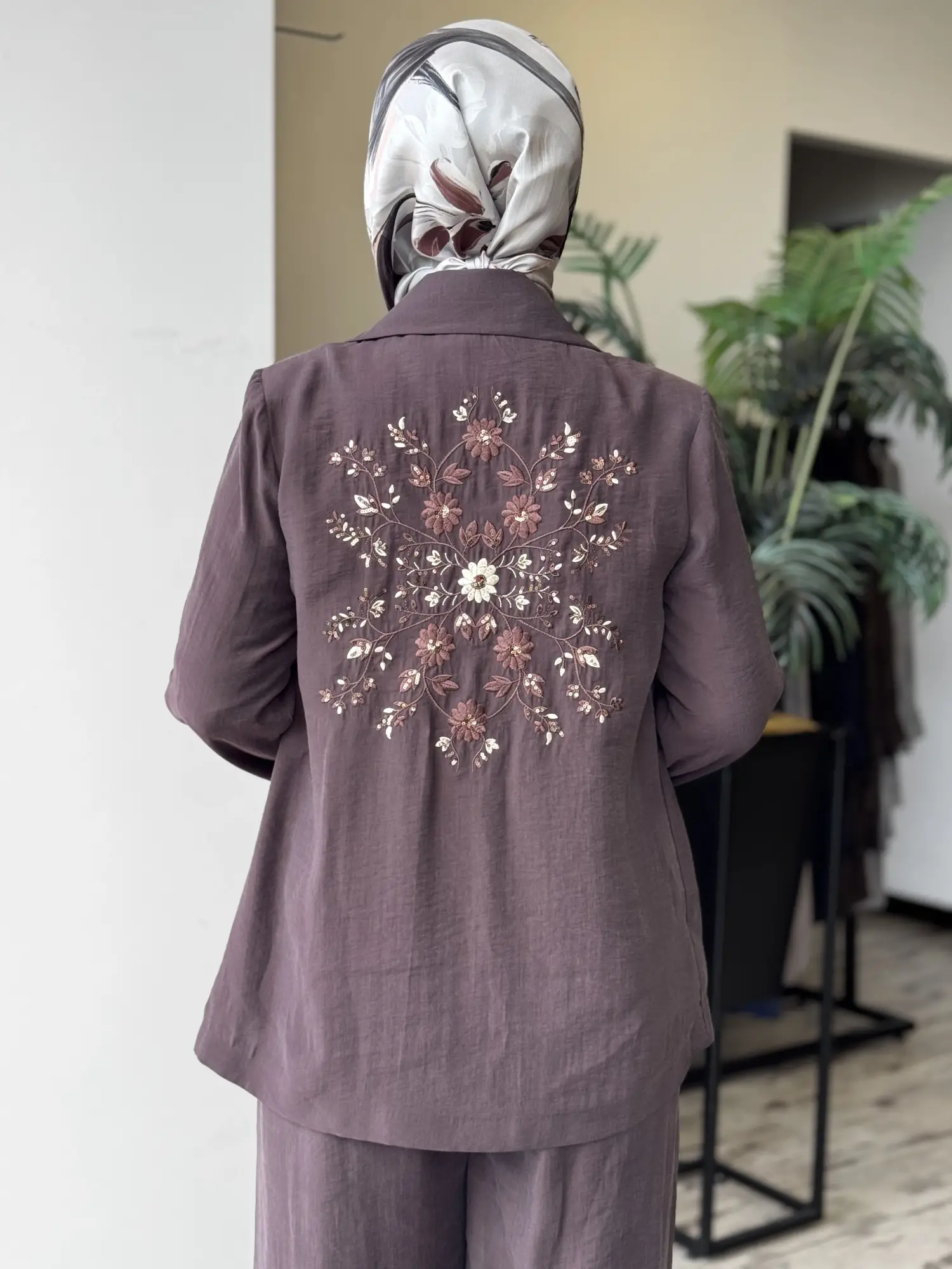 MAQ Sırtı Nakışlı Tencel Ceket Pantolon Takım