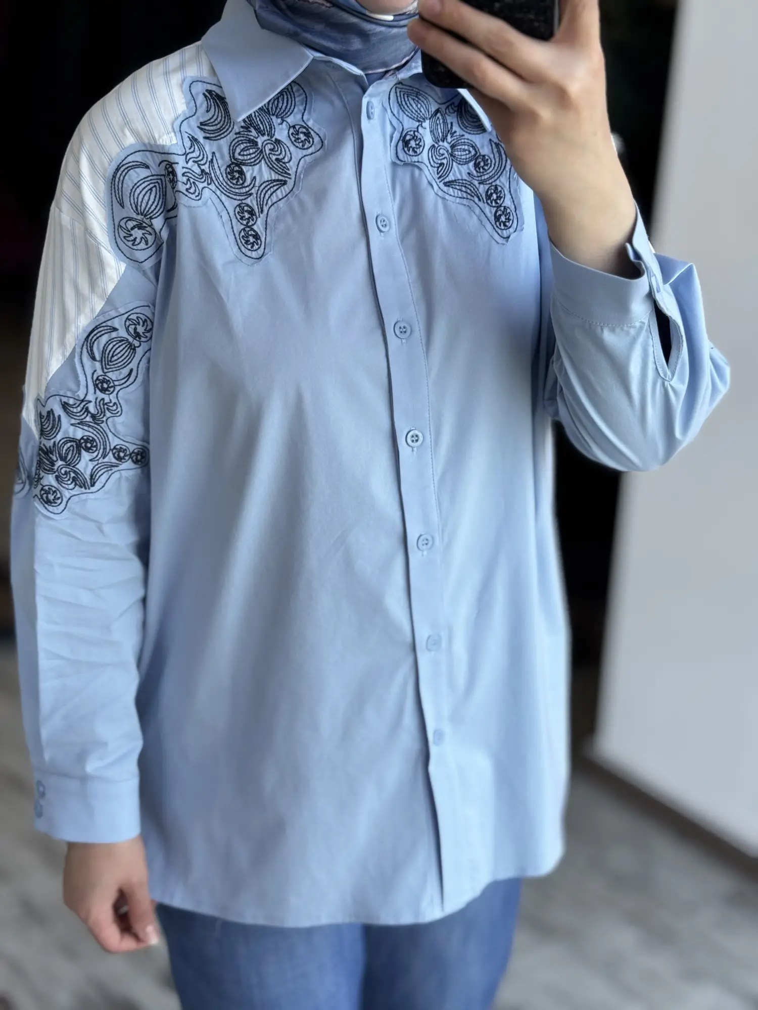 Tığ Triko Nakış Detaylı Çizgili Kumaş Mixli Gömlek GML4013