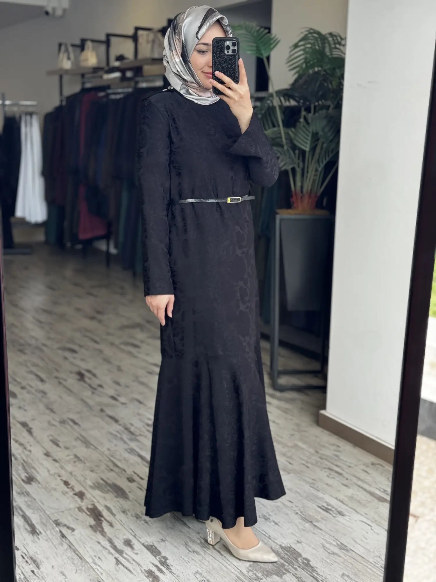 Vuu Apoletli Jakarlı Elbise