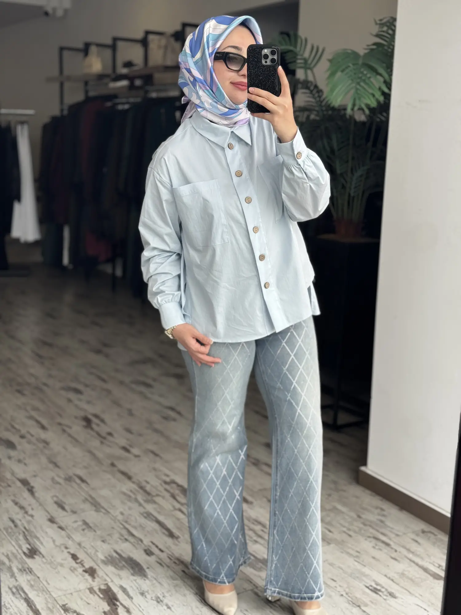 Ghisa Taşlı Kot Pantolon 8081