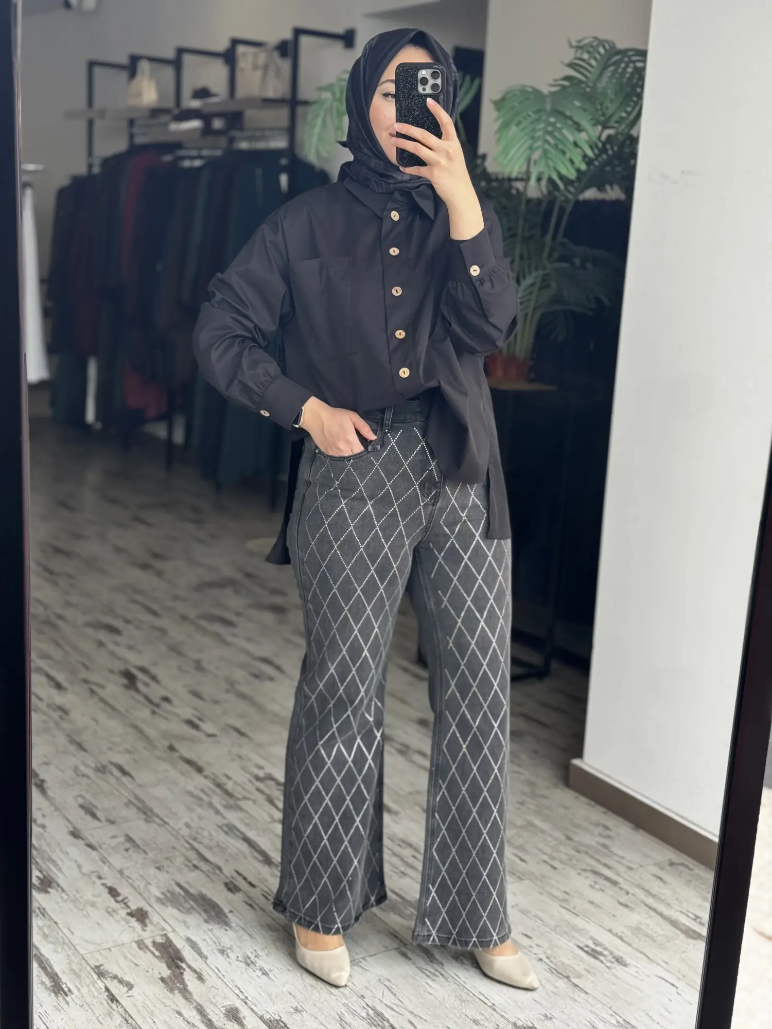 Ghisa Taşlı Kot Pantolon 8081
