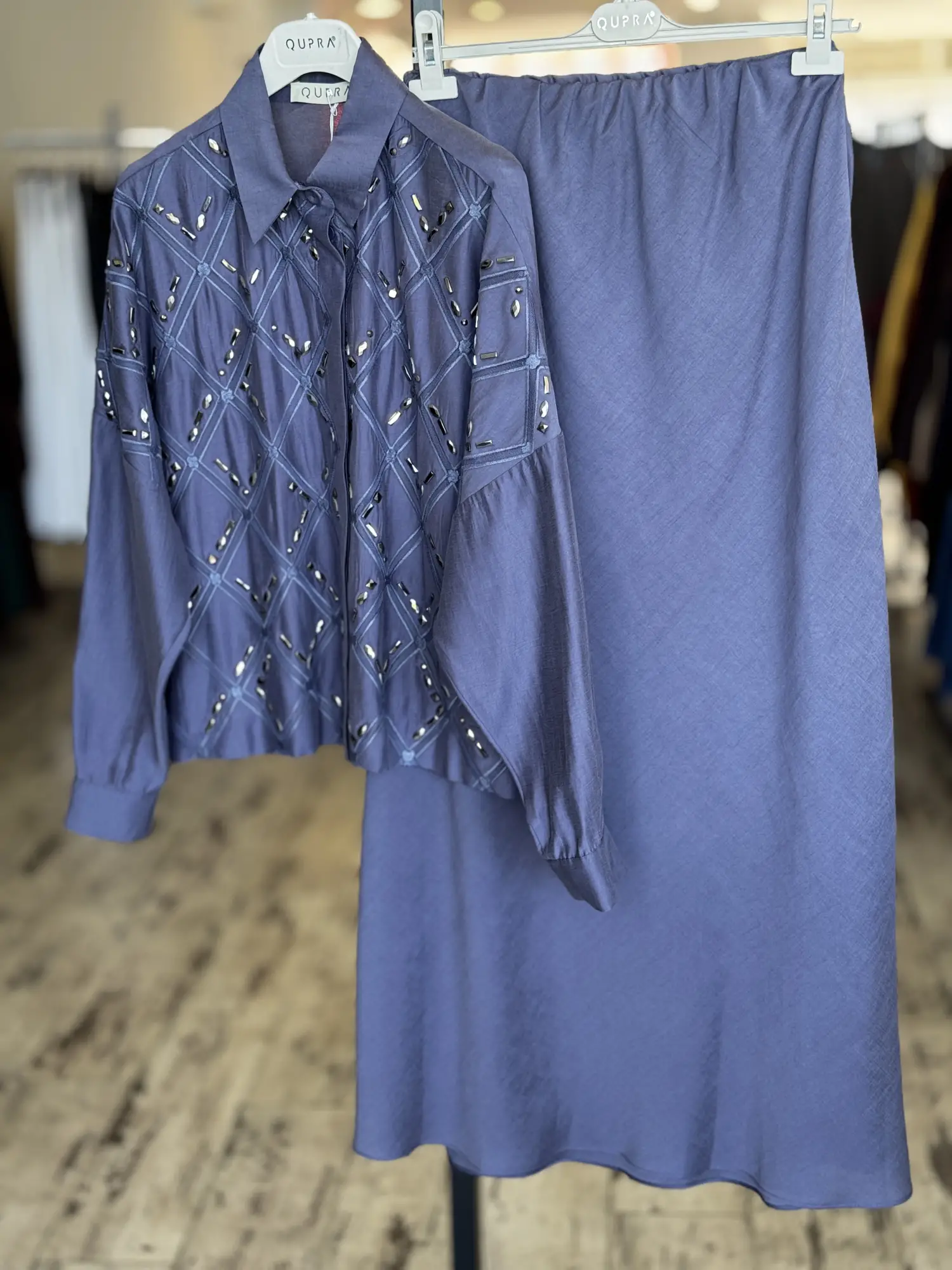 Qupra Taş Baskılı Düğmeli Ceket(Gömlek) Etek Takım WAD1200