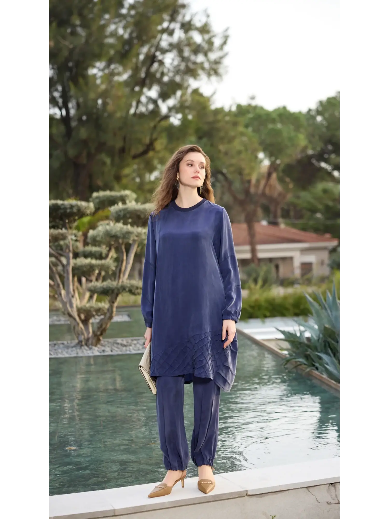 Misswhence Önü Dikiş Detaylı Paçası Fermuarlı Cupra İpek Tunik Pantolon Takım 39018