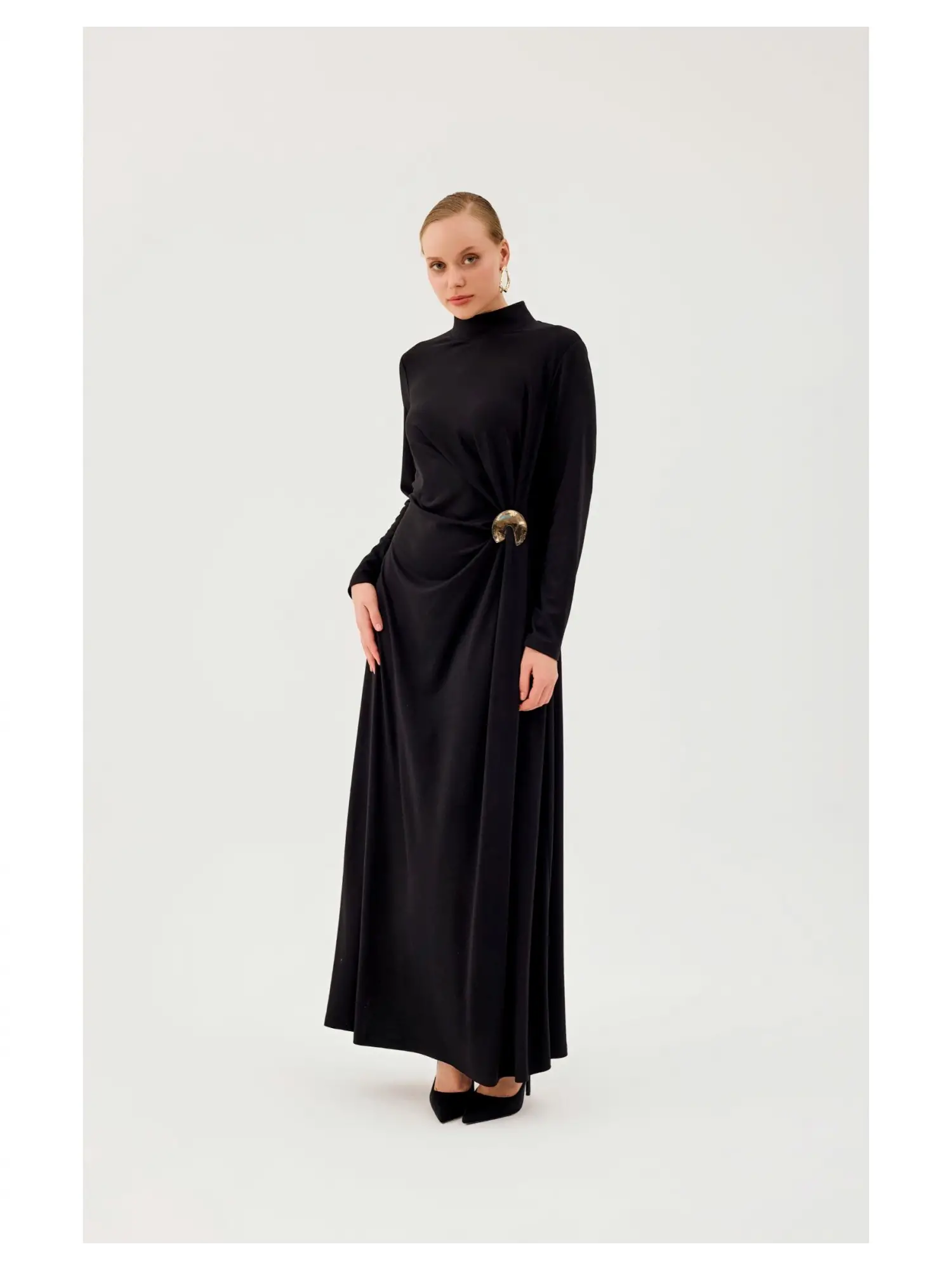 Almarwah Beli Broş ve Büzgü Detaylı Modal Penye Elbise 303920