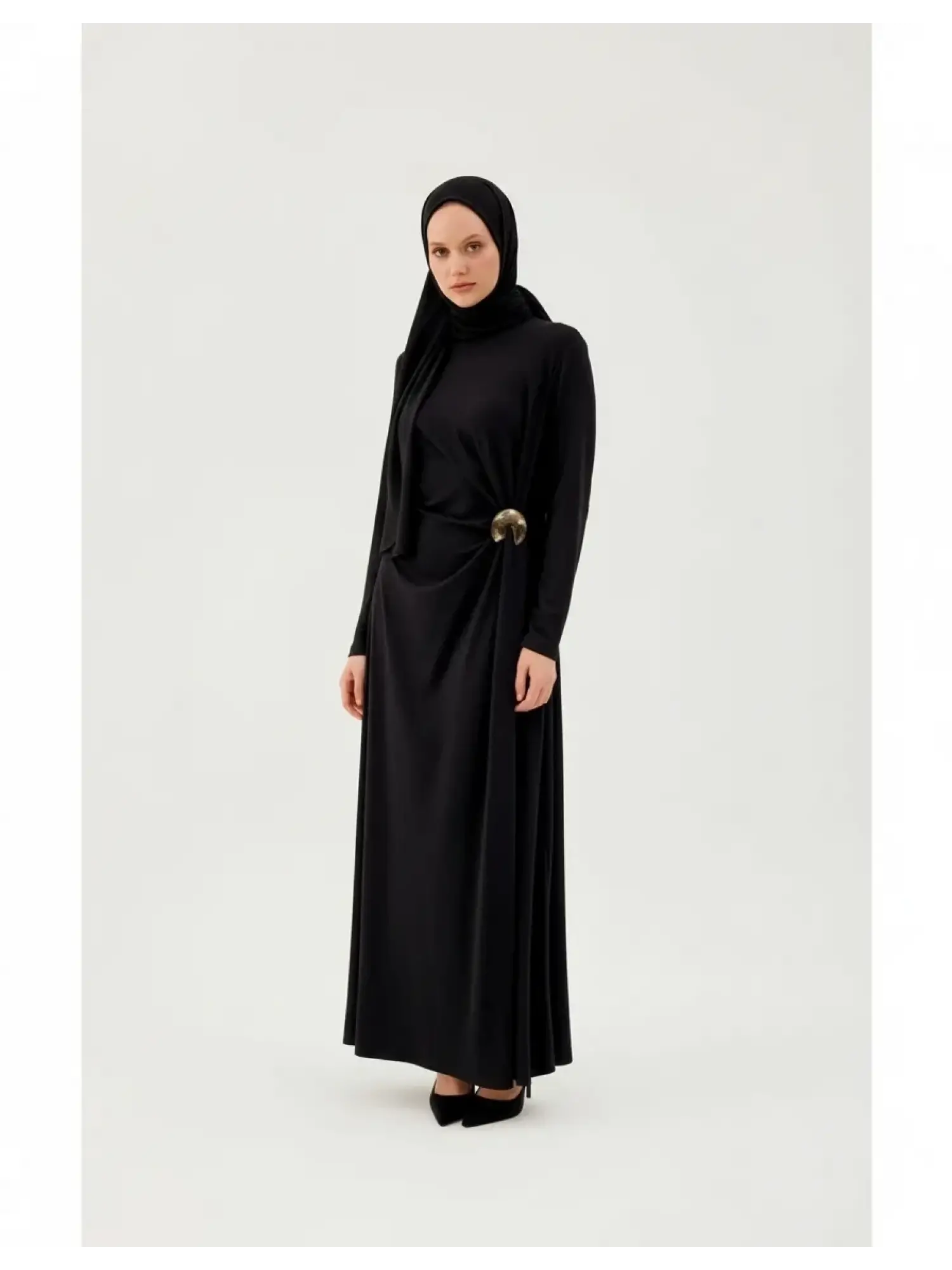 Almarwah Beli Broş ve Büzgü Detaylı Modal Penye Elbise 303920