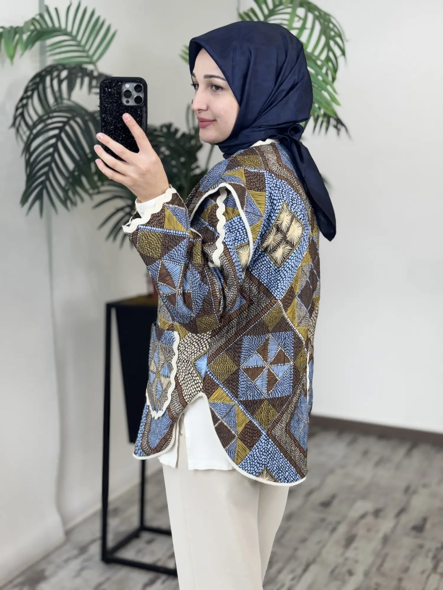 Almarwah Etnik Desenli Kapitone Ceket 405019