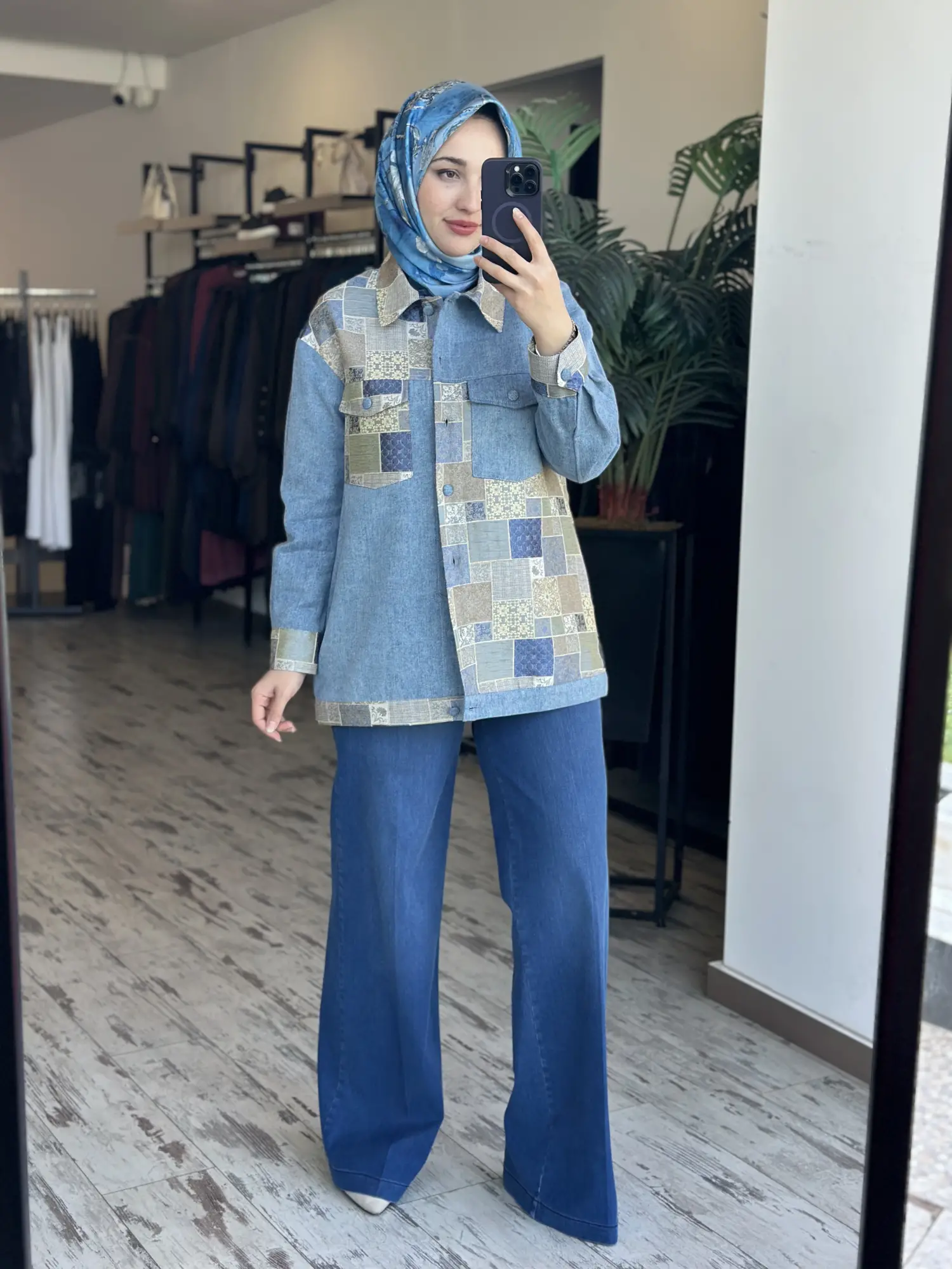 Kayra Brokar Kumaş Detaylı Düğmeli Ceket  KA73023