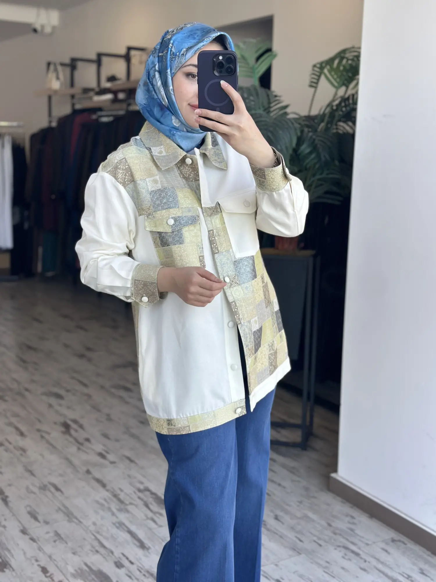 Kayra Brokar Kumaş Detaylı Düğmeli Ceket  KA73023