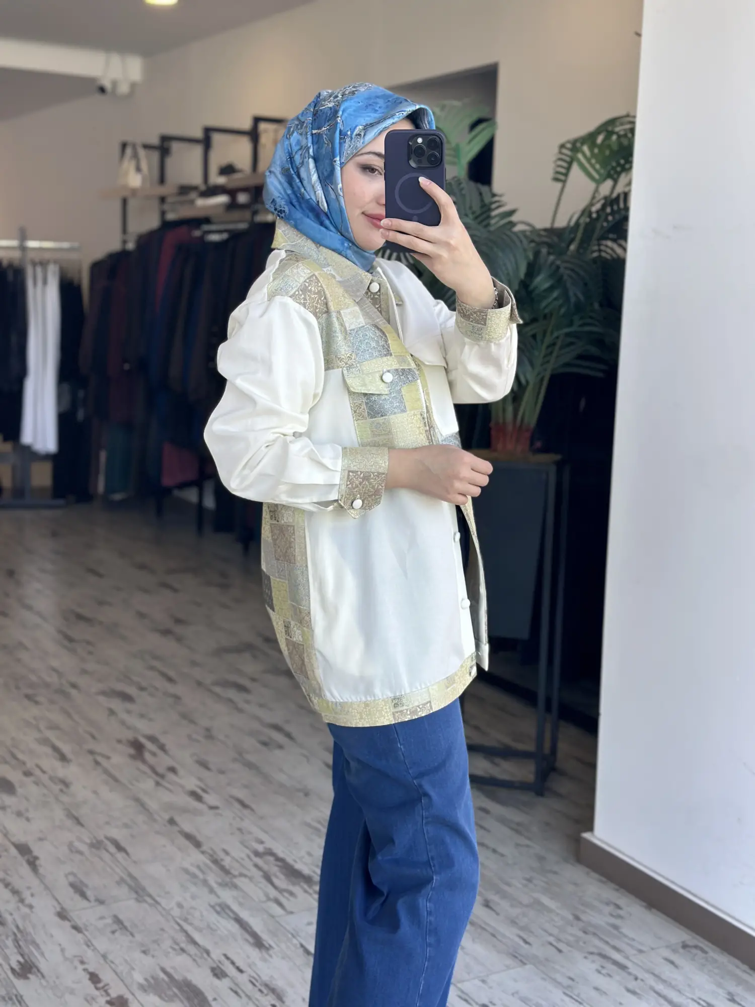 Kayra Brokar Kumaş Detaylı Düğmeli Ceket  KA73023