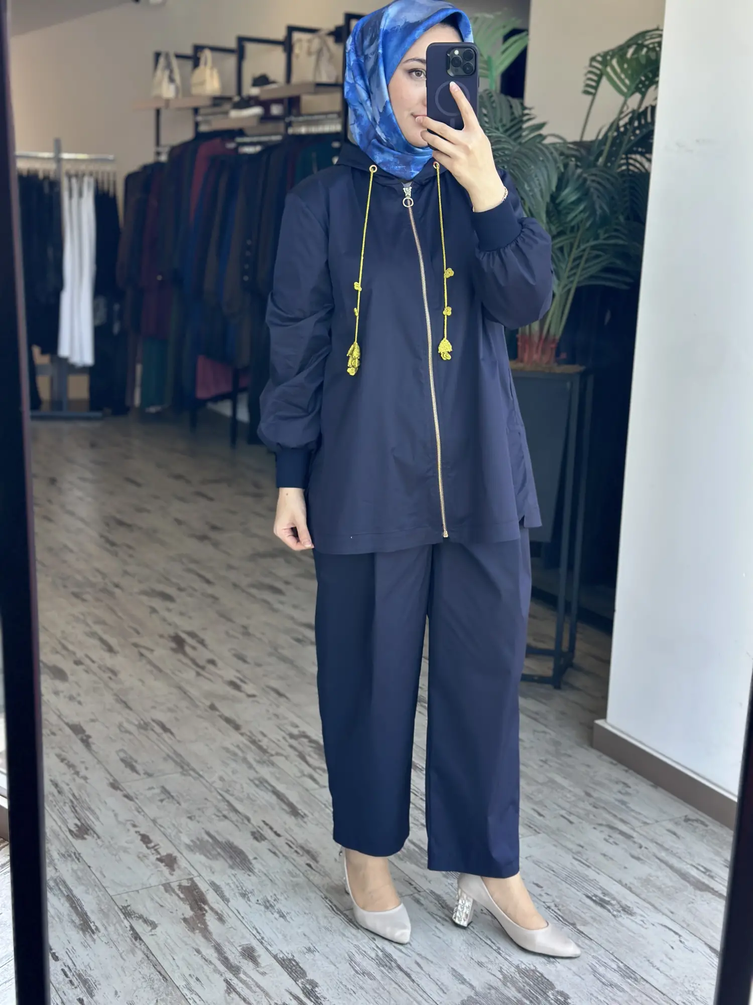 Ghisa Kapüşonlu Kap Pantolon Takım G9174