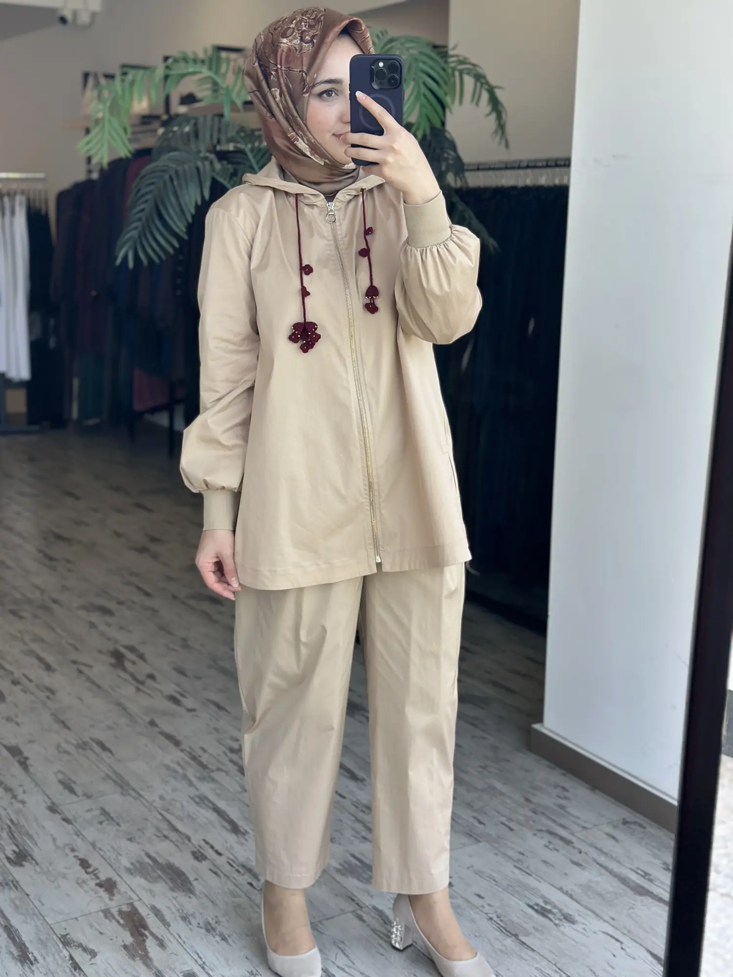 Ghisa Kapüşonlu Kap Pantolon Takım G9174