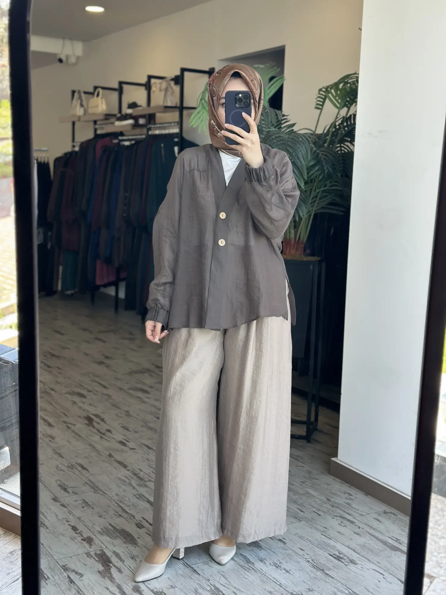 Almarwah Kolları Büzgülü Düğmeli Tencel Ceket 405024