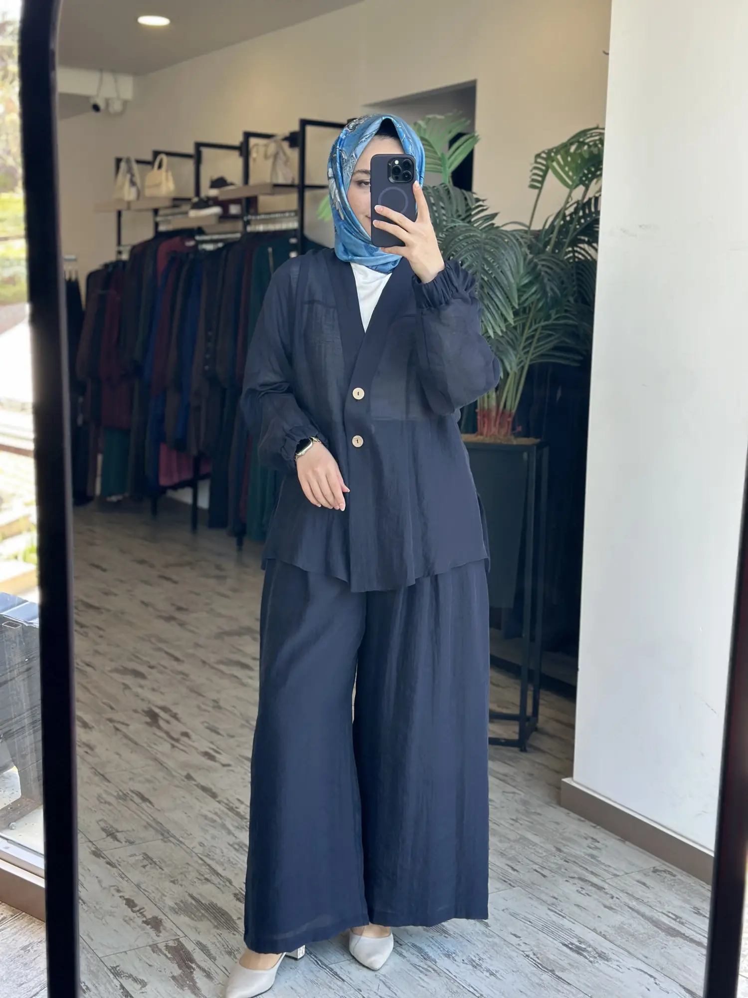 Almarwah Kolları Büzgülü Düğmeli Tencel Ceket 405024