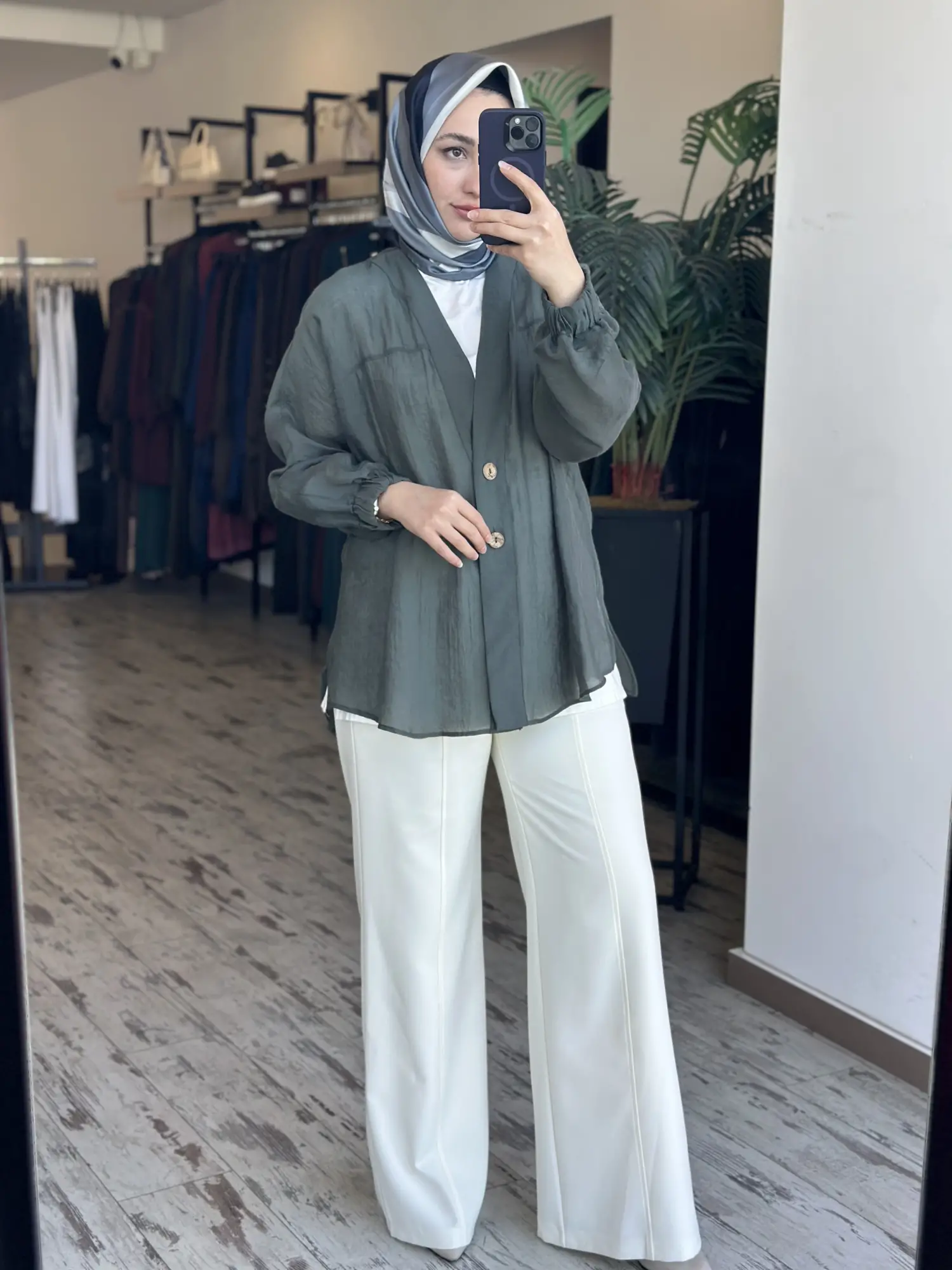 Almarwah Kolları Büzgülü Düğmeli Tencel Ceket 405024