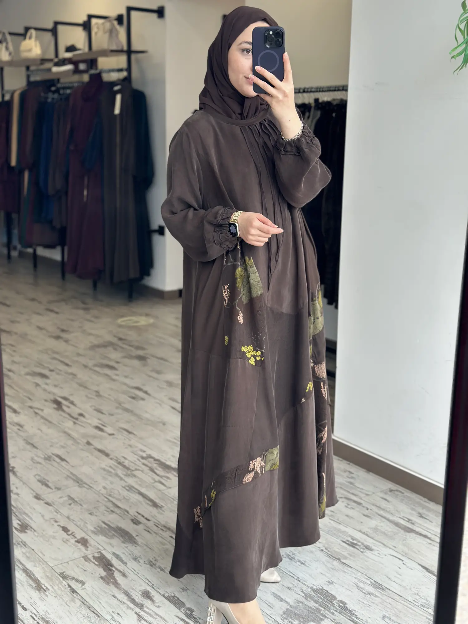 Misswhence Jakarlı Desenli Kumaş Parçalı Büyük Beden Cupra İpek Elbise V3310