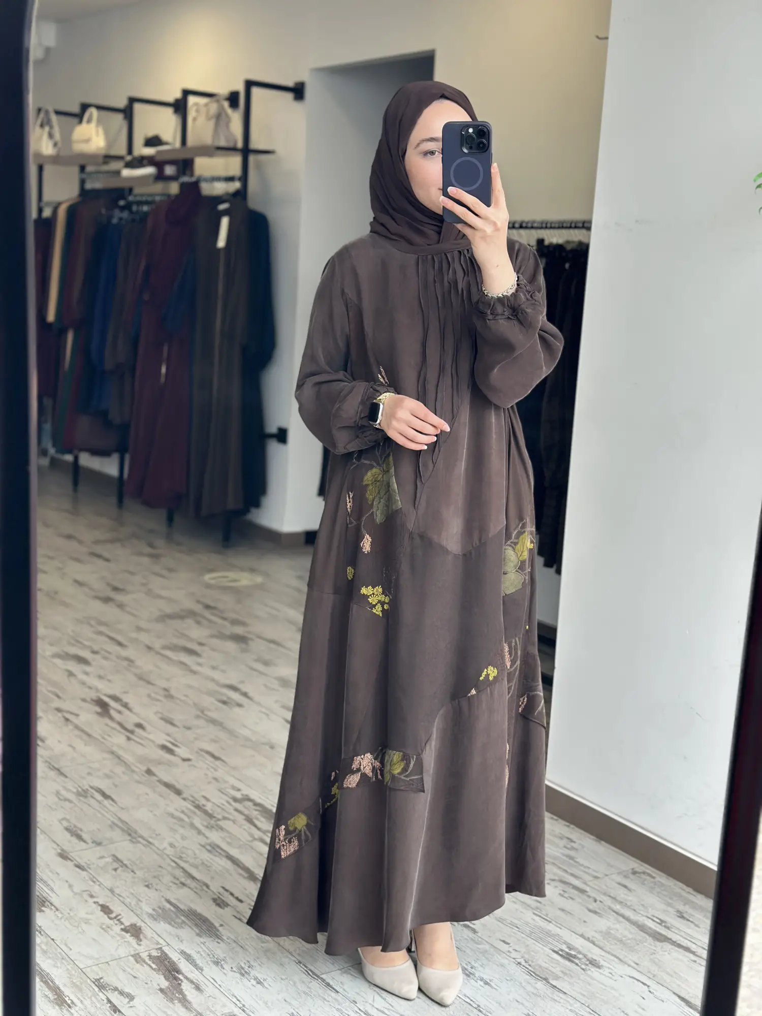 Misswhence Jakarlı Desenli Kumaş Parçalı Büyük Beden Cupra İpek Elbise V3310