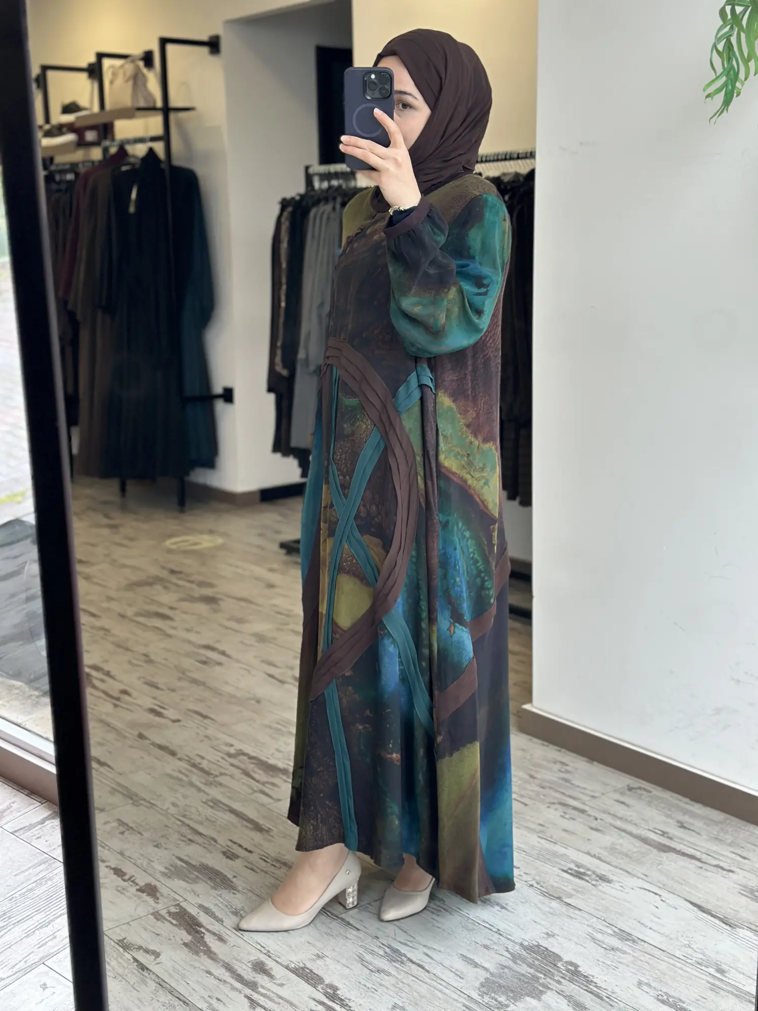 Misswhence Soyut Desen Drapeli Büyük Beden Cupra İpek  Elbise V3300