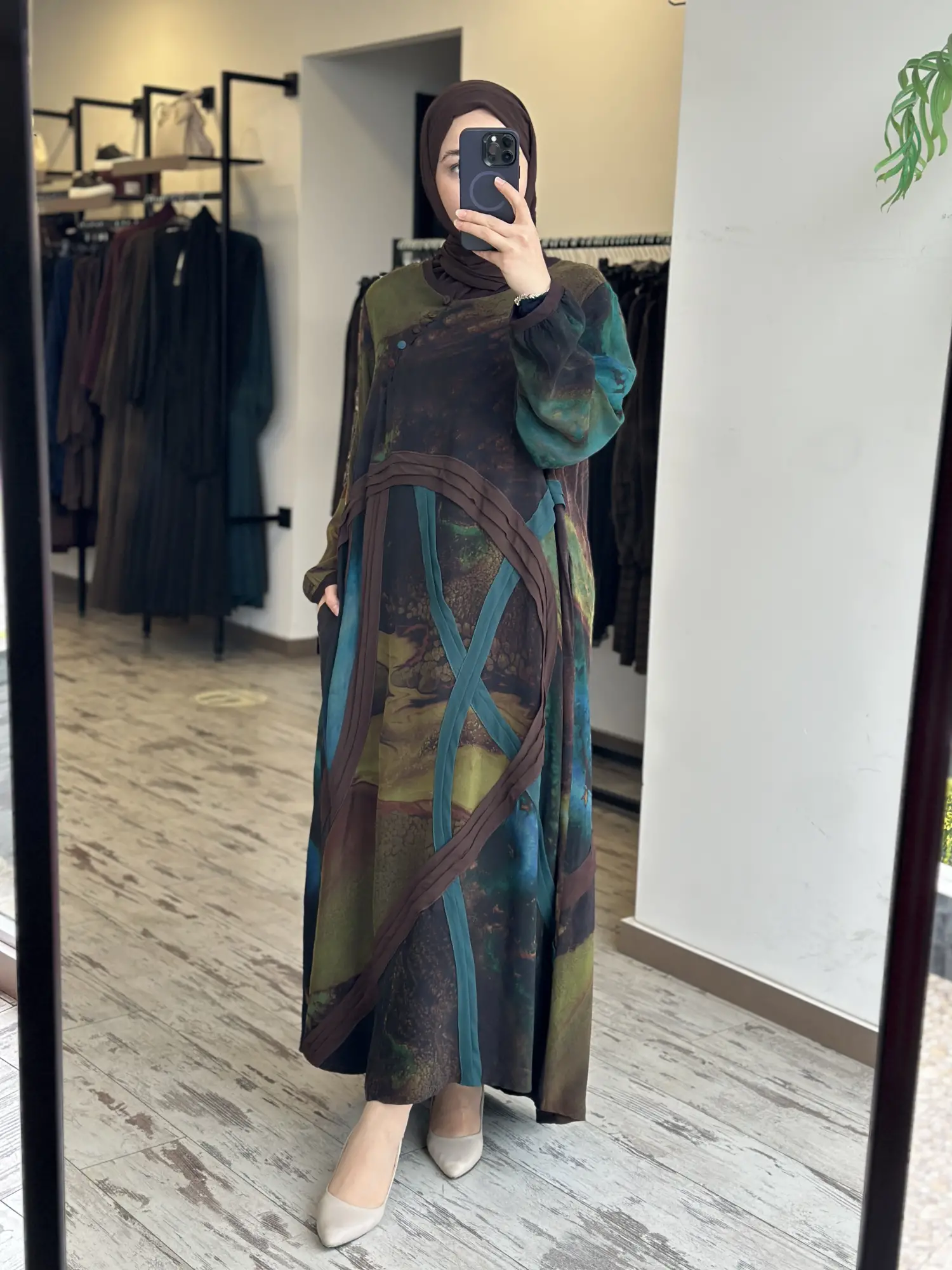 Misswhence Soyut Desen Drapeli Büyük Beden Cupra İpek  Elbise V3300