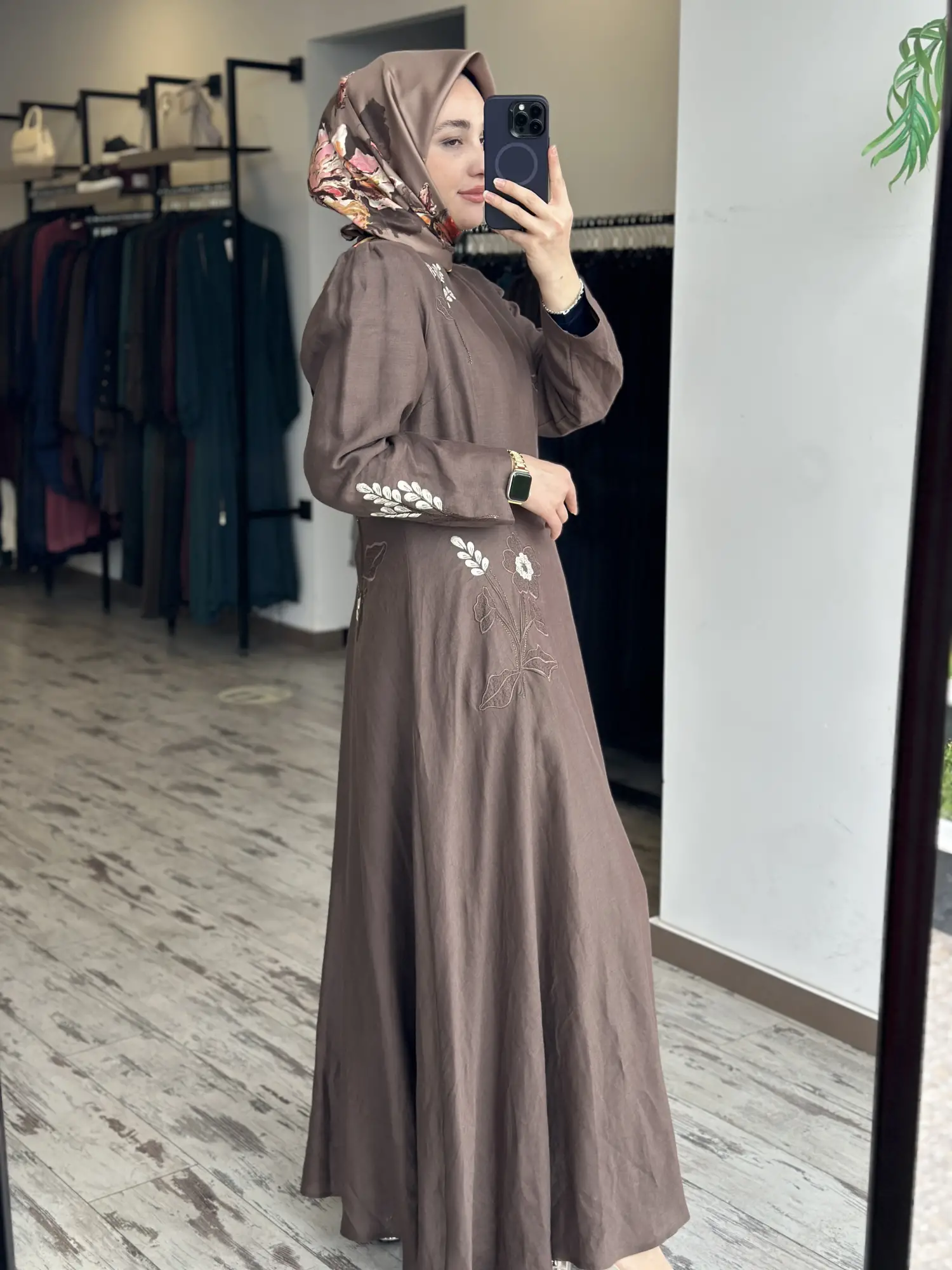 Qupra Nakış Detaylı Volanlı Keten Elbise WAD1528