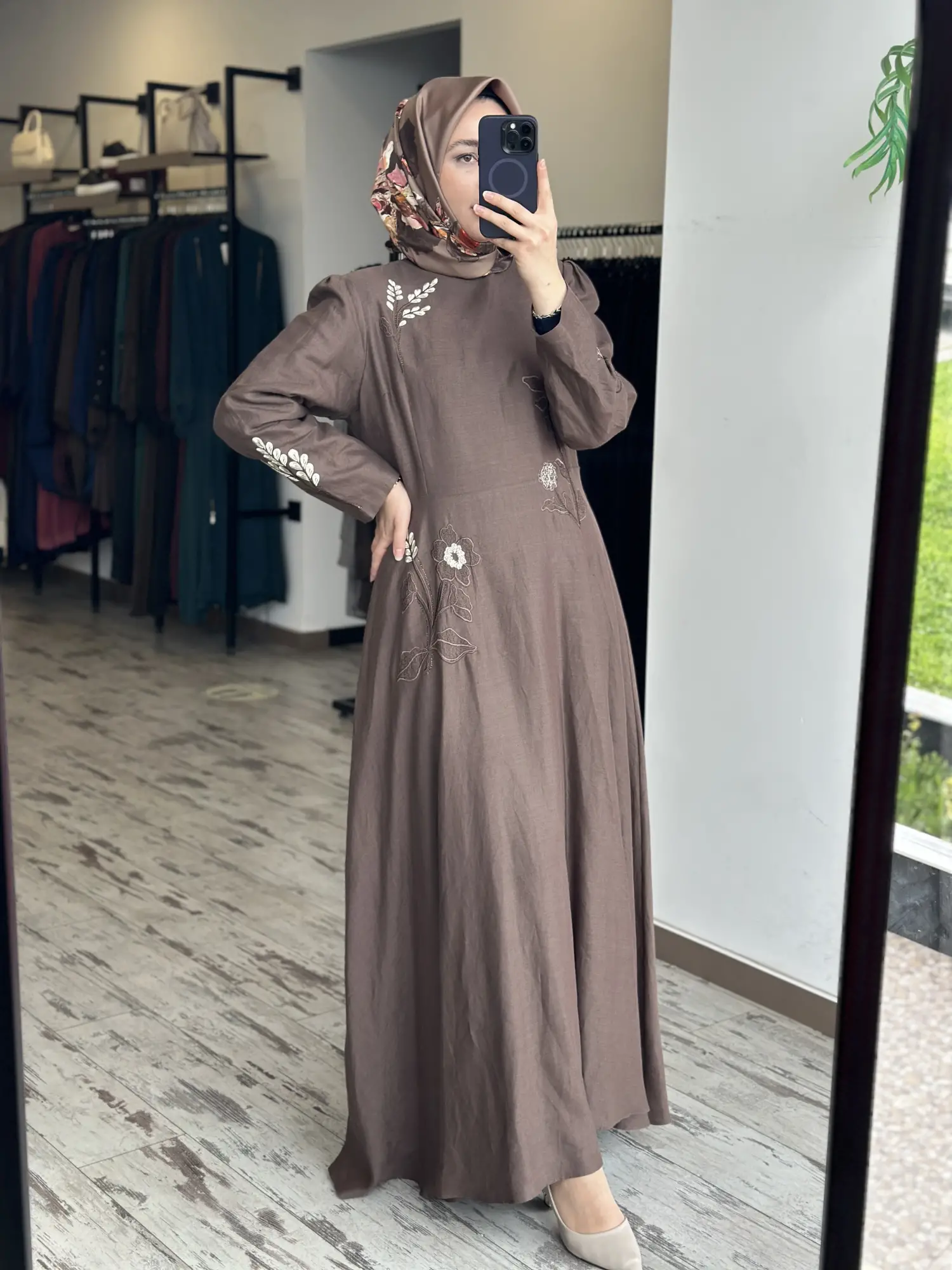 Qupra Nakış Detaylı Volanlı Keten Elbise WAD1528