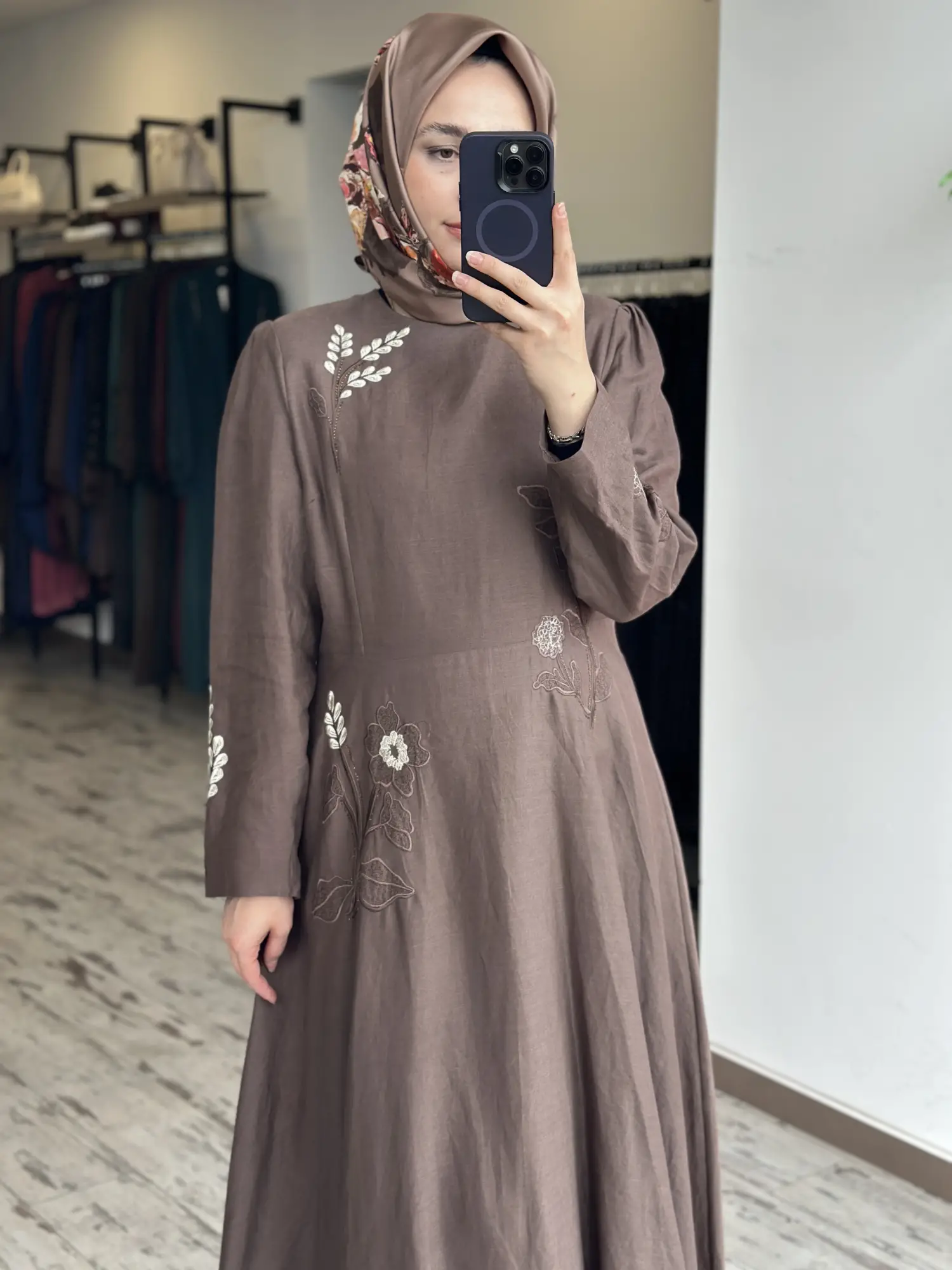 Qupra Nakış Detaylı Volanlı Keten Elbise WAD1528