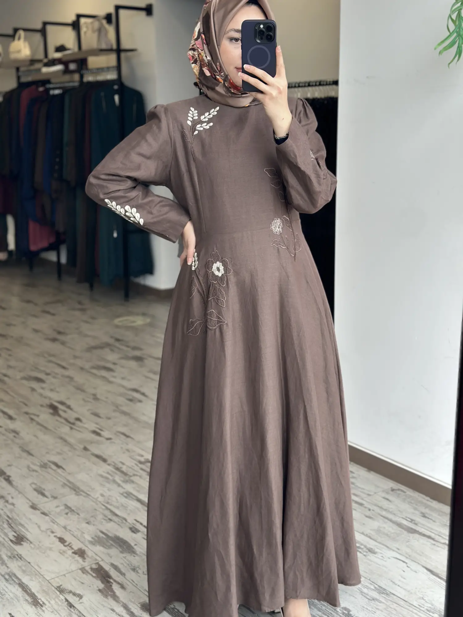 Qupra Nakış Detaylı Volanlı Keten Elbise WAD1528