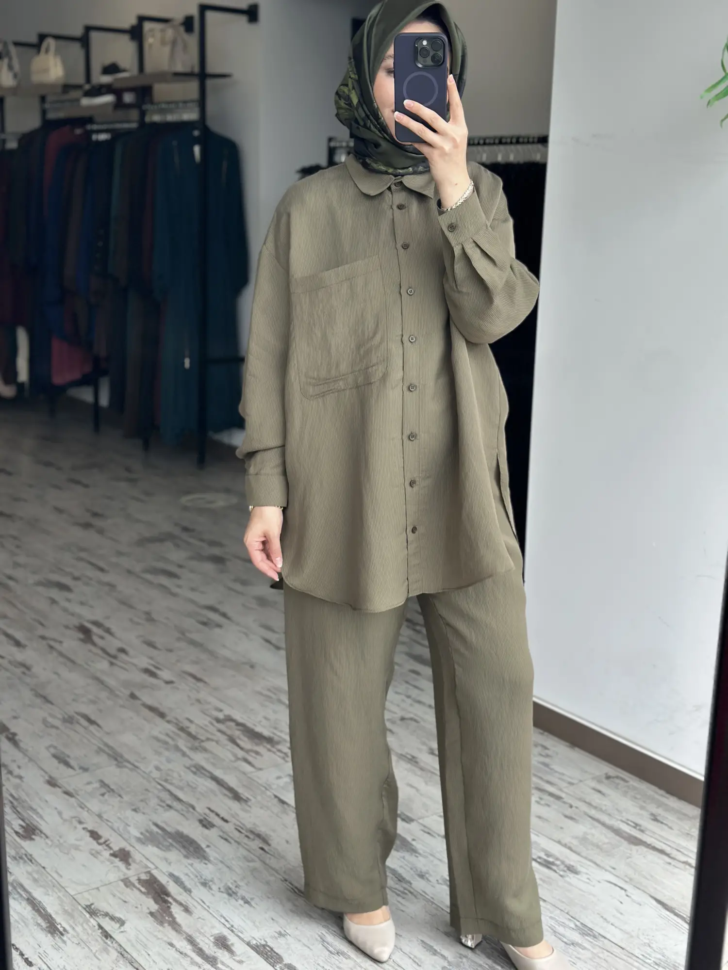 QooQ Store Çizgi ve Cep Detaylı Tencel Silva Gömlek 26SS209
