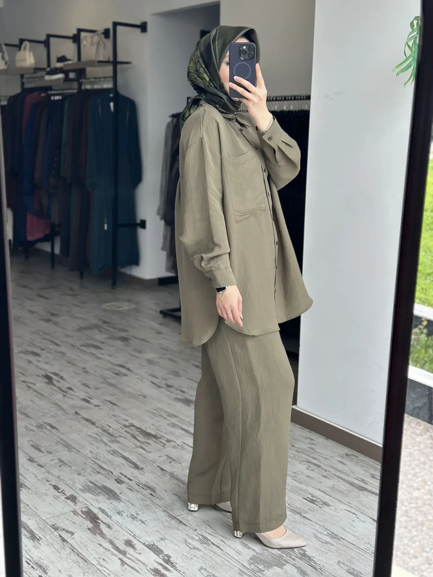 QooQ Store Çizgi ve Cep Detaylı Tencel Silva Gömlek 26SS209