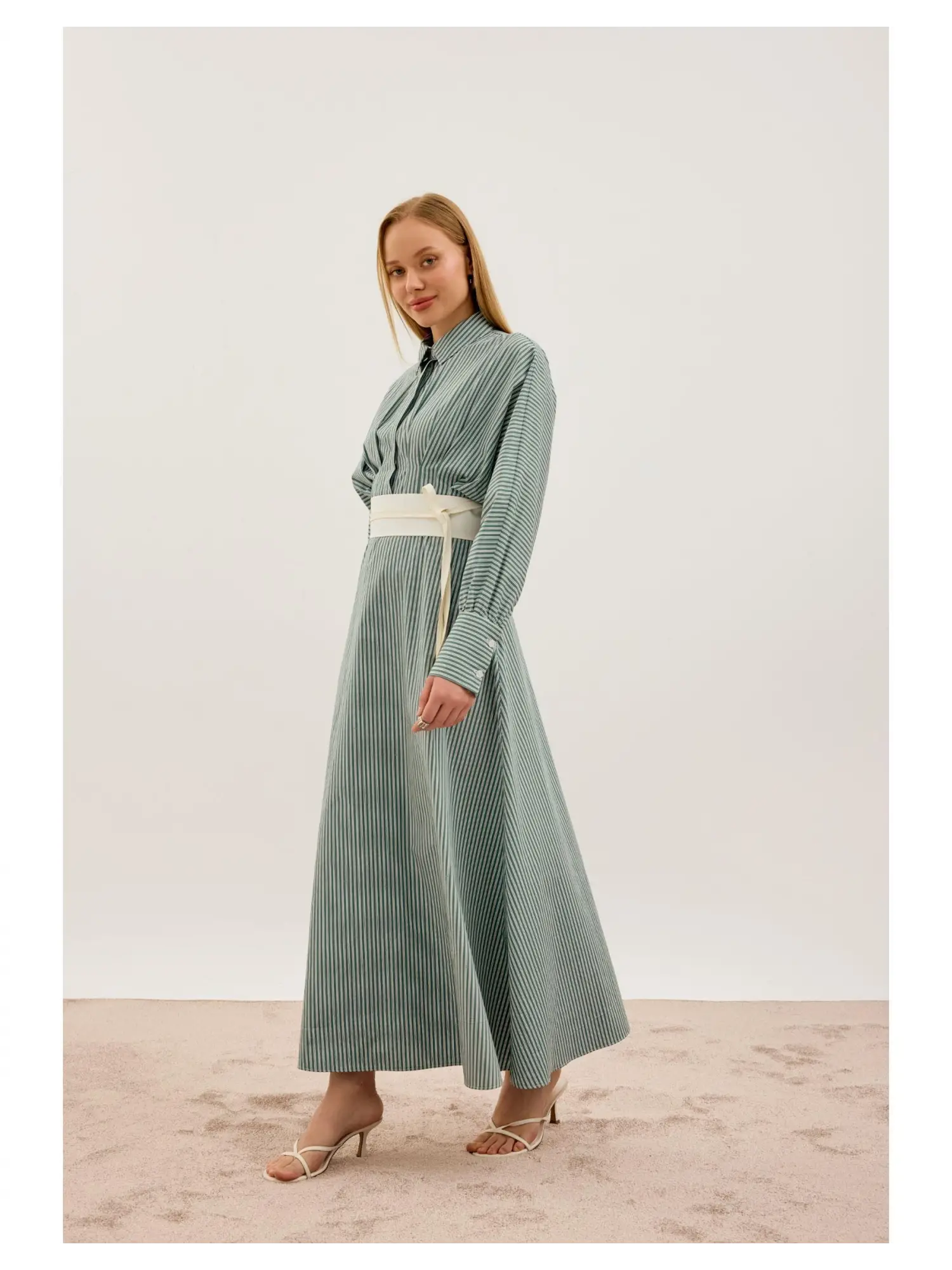 Almarwah Beli Korsajlı Çizgili Yarasa Kol Elbise 303909