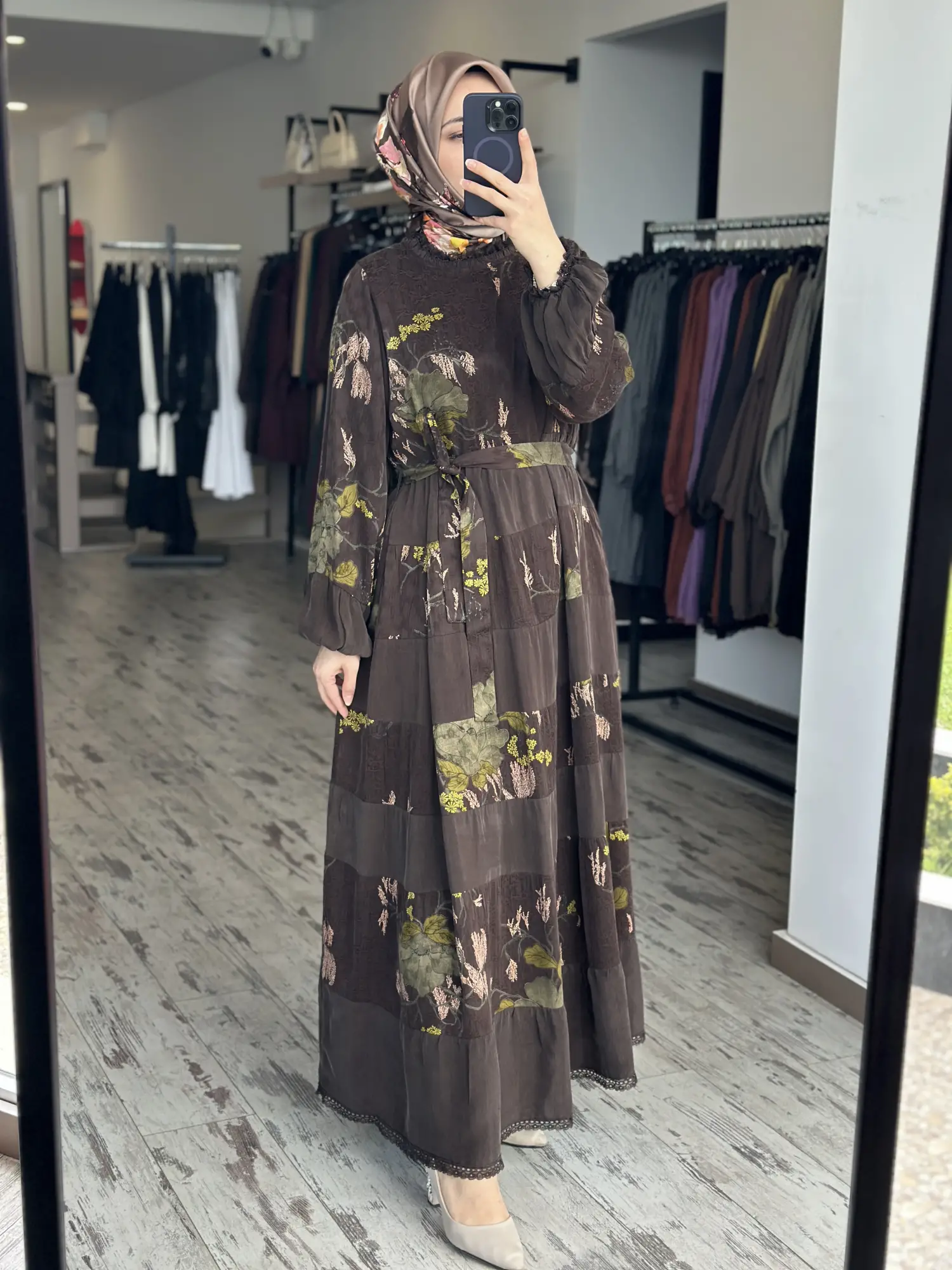 Misswhence Desenli Jakarlı Kat Detaylı Cupra İpek Elbise 39843