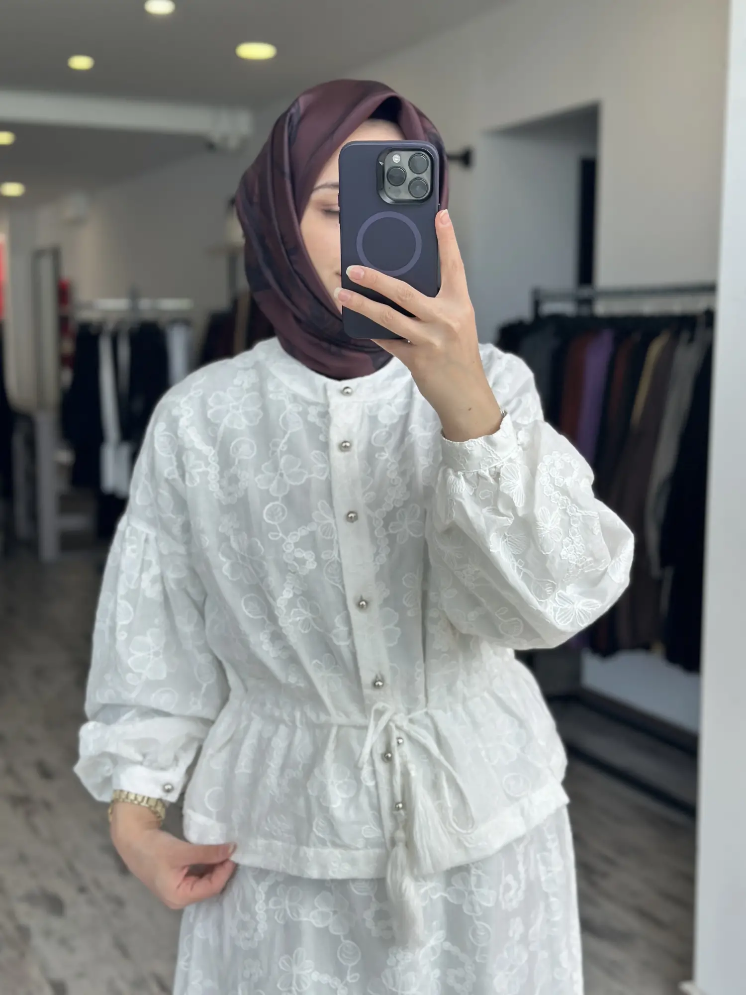 Clande Nakış İşlemeli Beli Büzdürmeli Gömlek Etek Takım