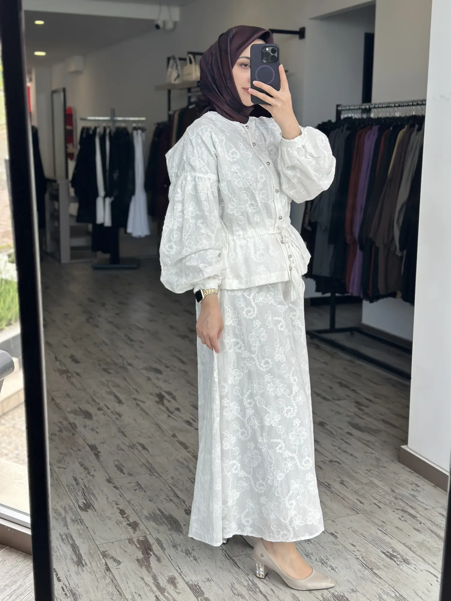 Clande Nakış İşlemeli Beli Büzdürmeli Gömlek Etek Takım