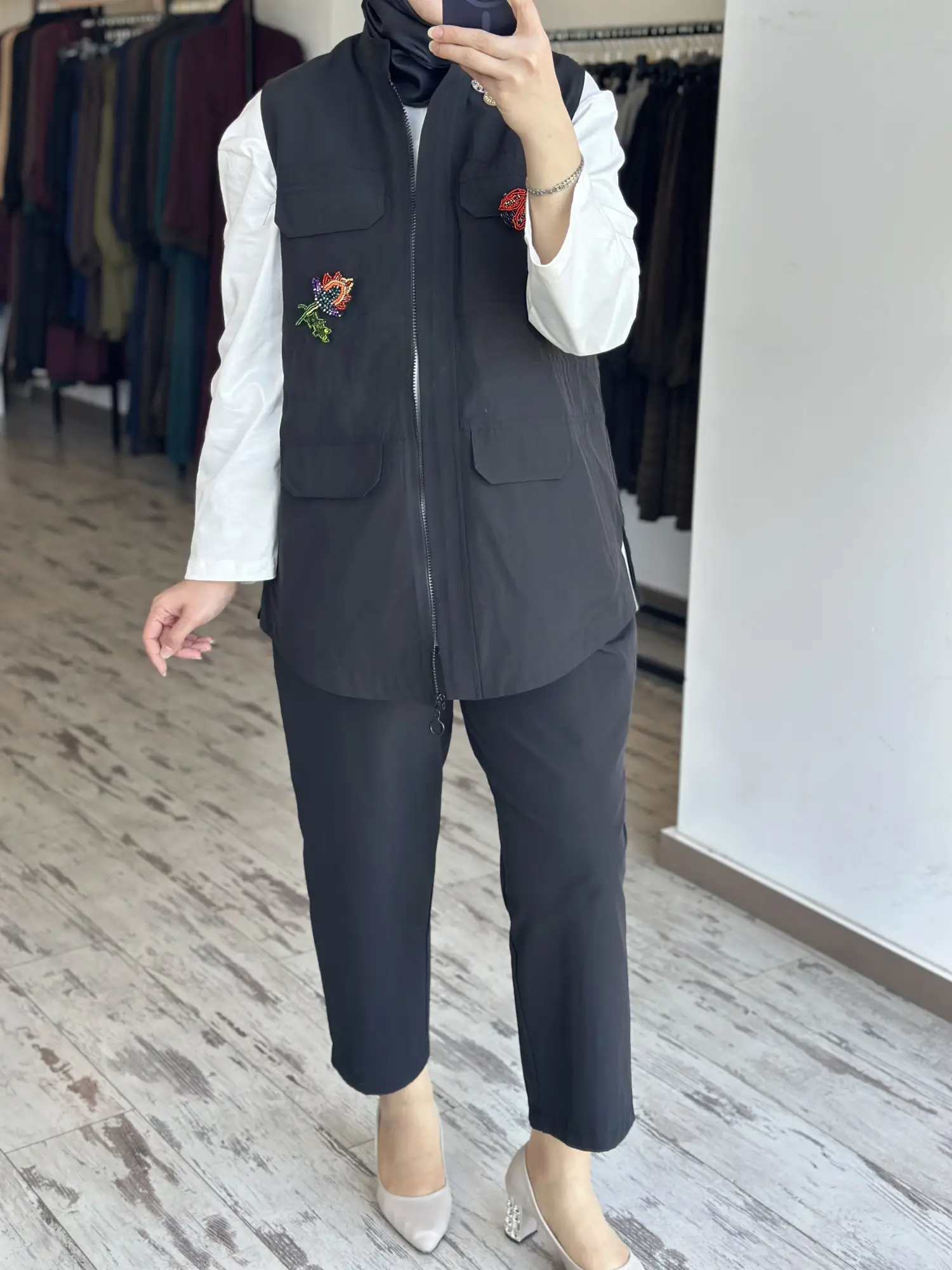 Ghisa Broş Detaylı Çok Cepli Yelek Pantolon Takım G9175