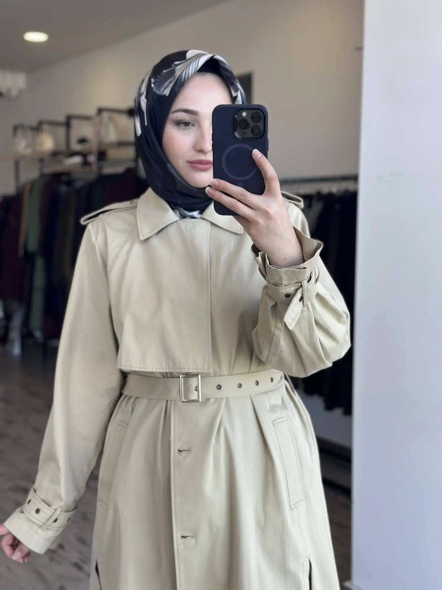 QooQ Store Valen Trench 26SS601