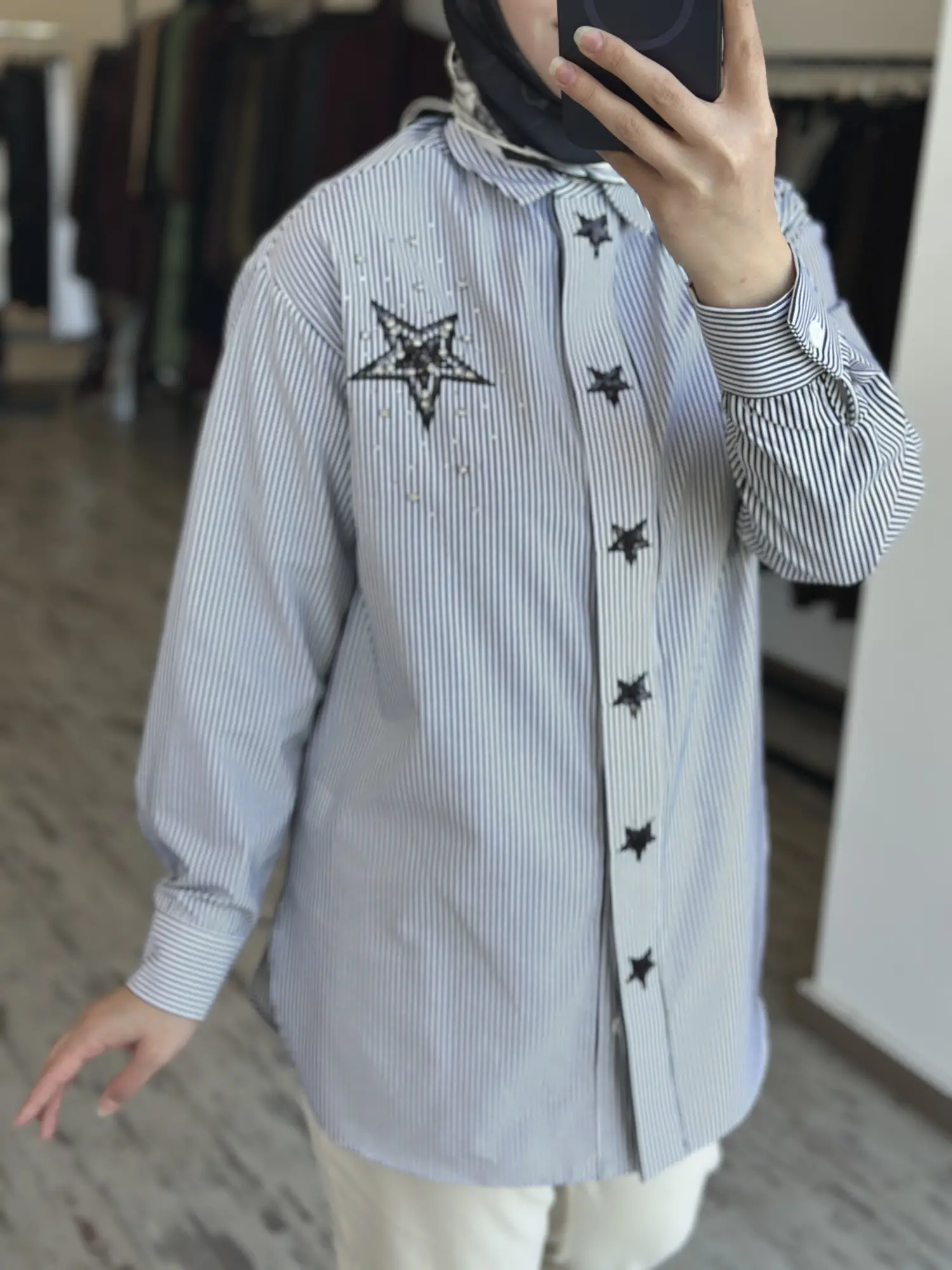 MAQ Yıldız Payet Detaylı Çizgili Gömlek